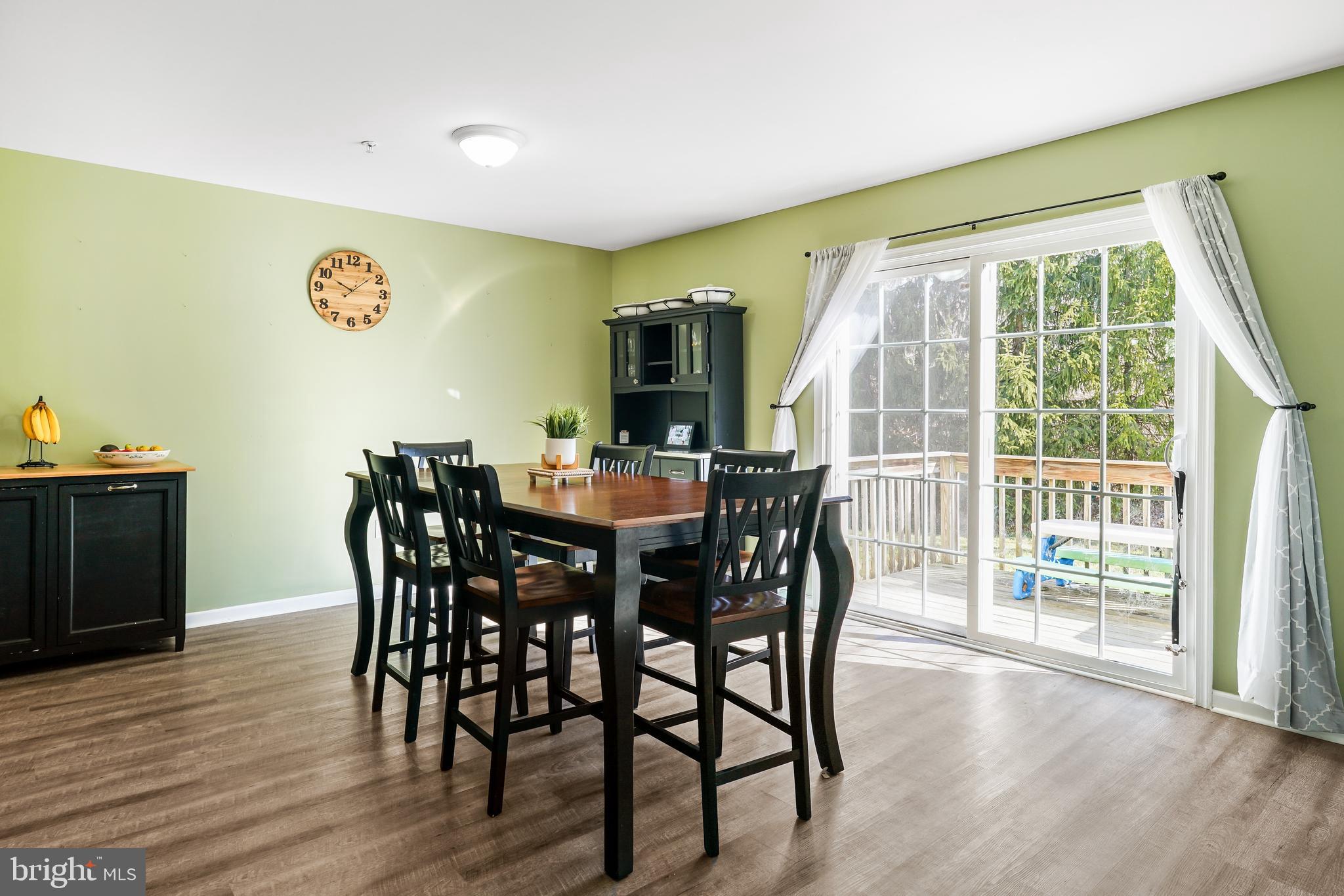 RED HILL - Residential