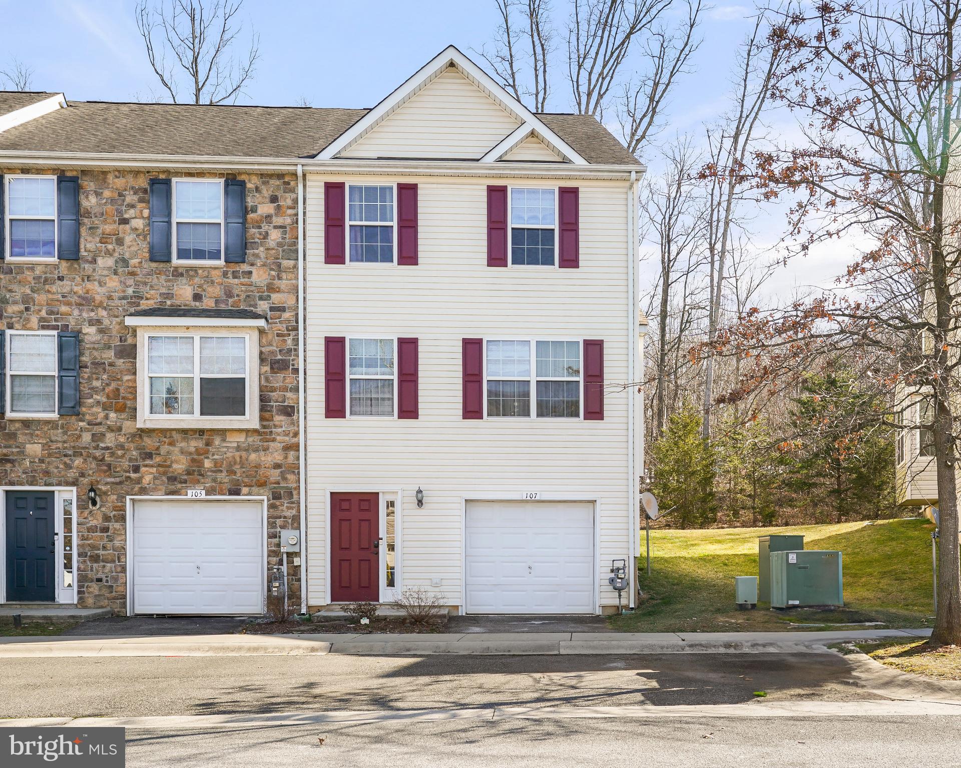 RED HILL - Residential