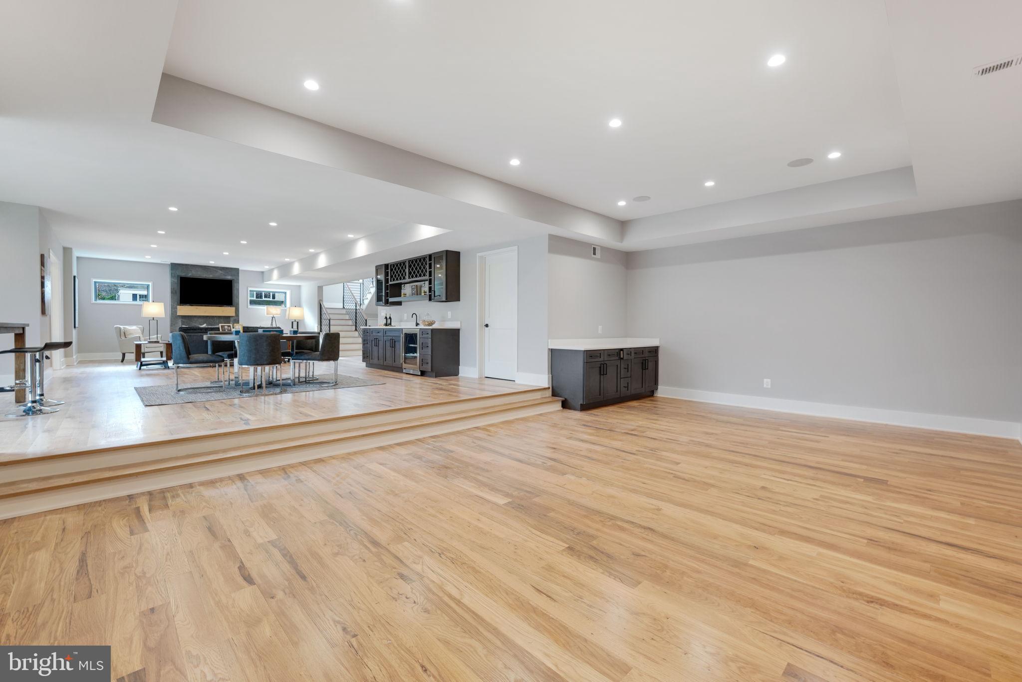 CHESTERBROOK WOODS - Residential