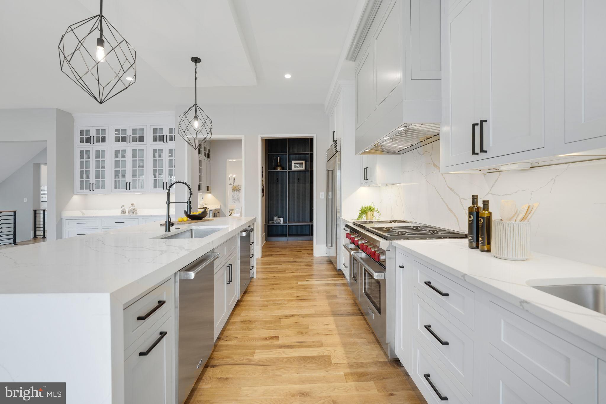 CHESTERBROOK WOODS - Residential