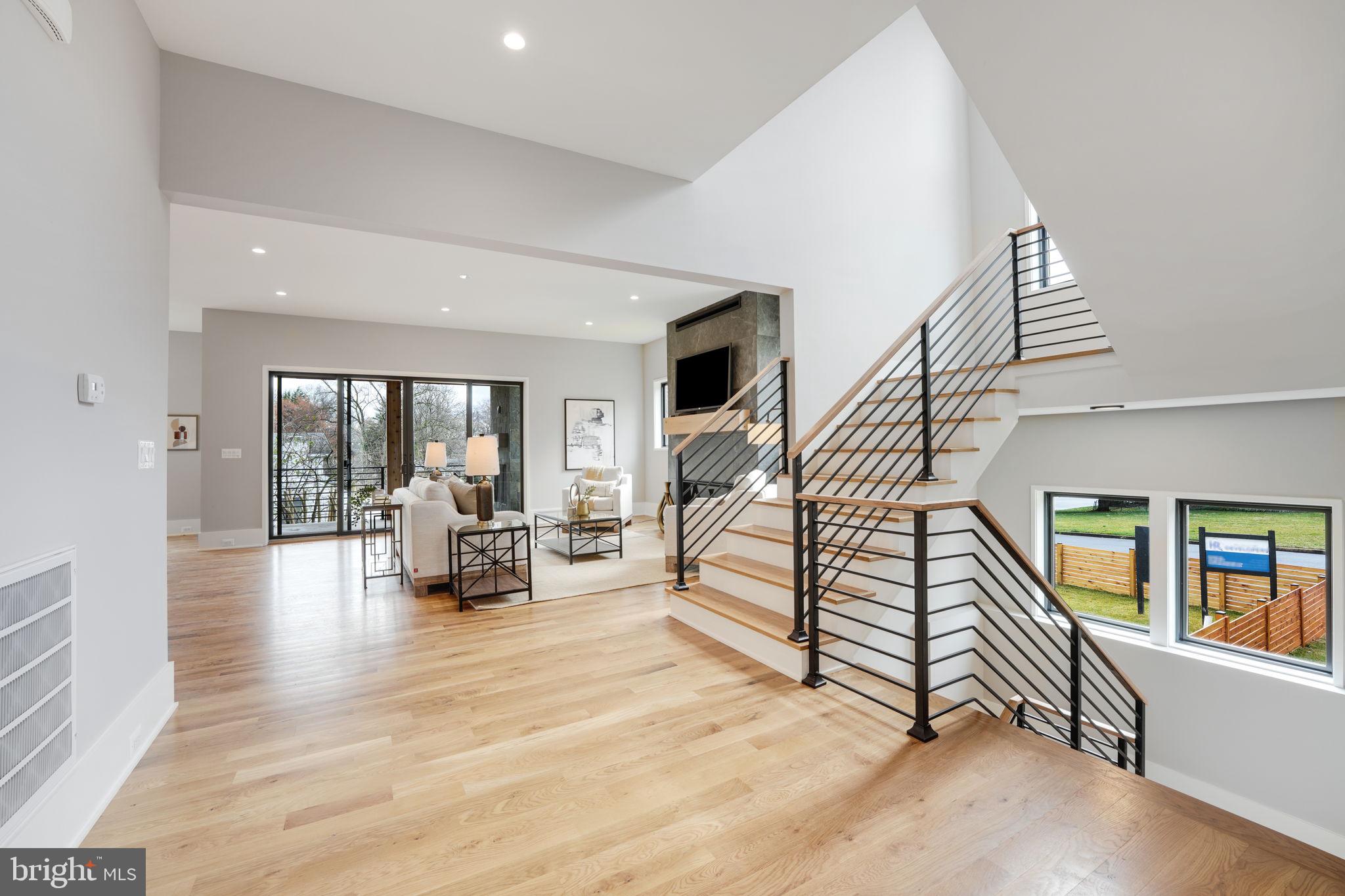 CHESTERBROOK WOODS - Residential