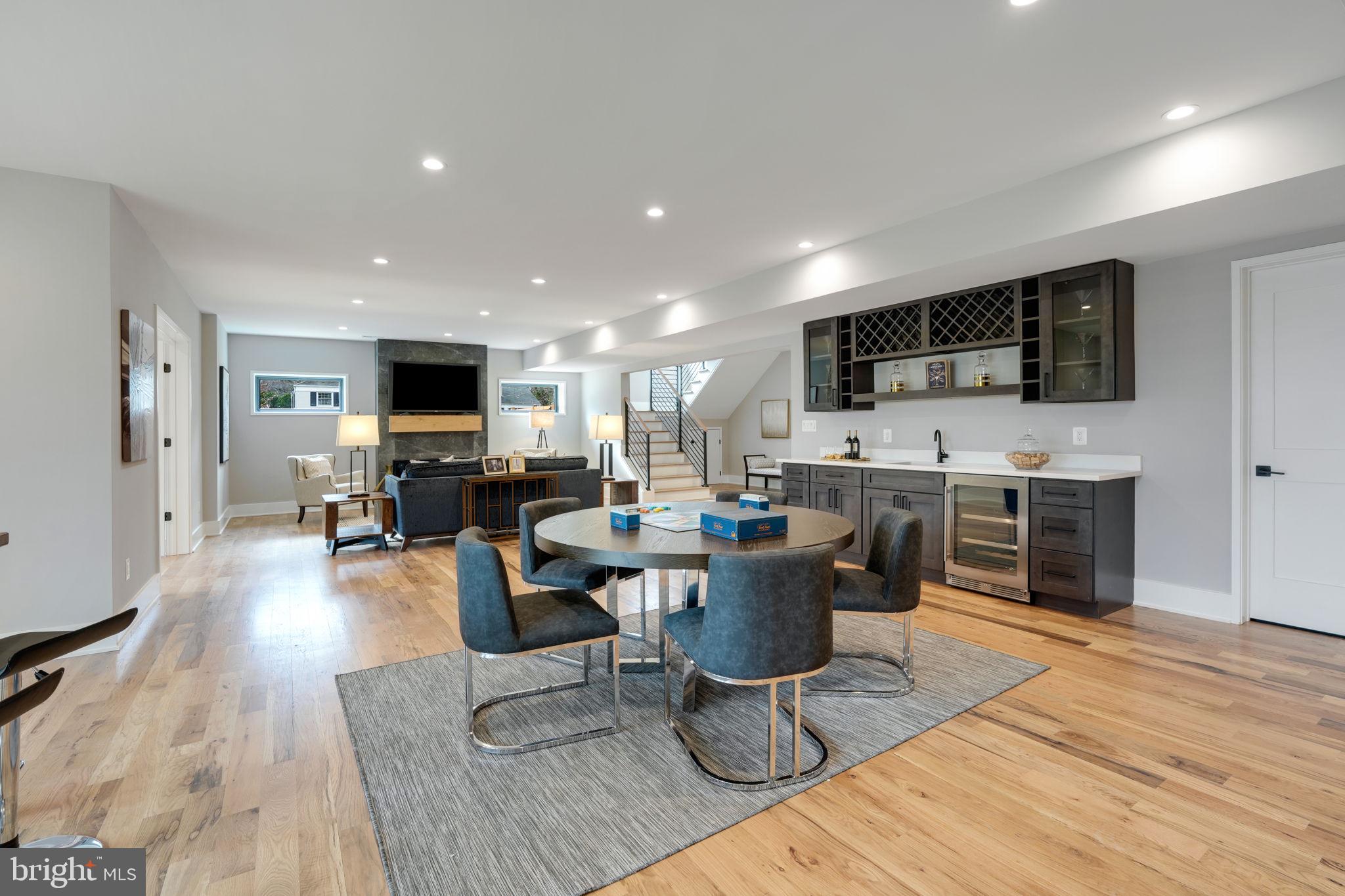 CHESTERBROOK WOODS - Residential