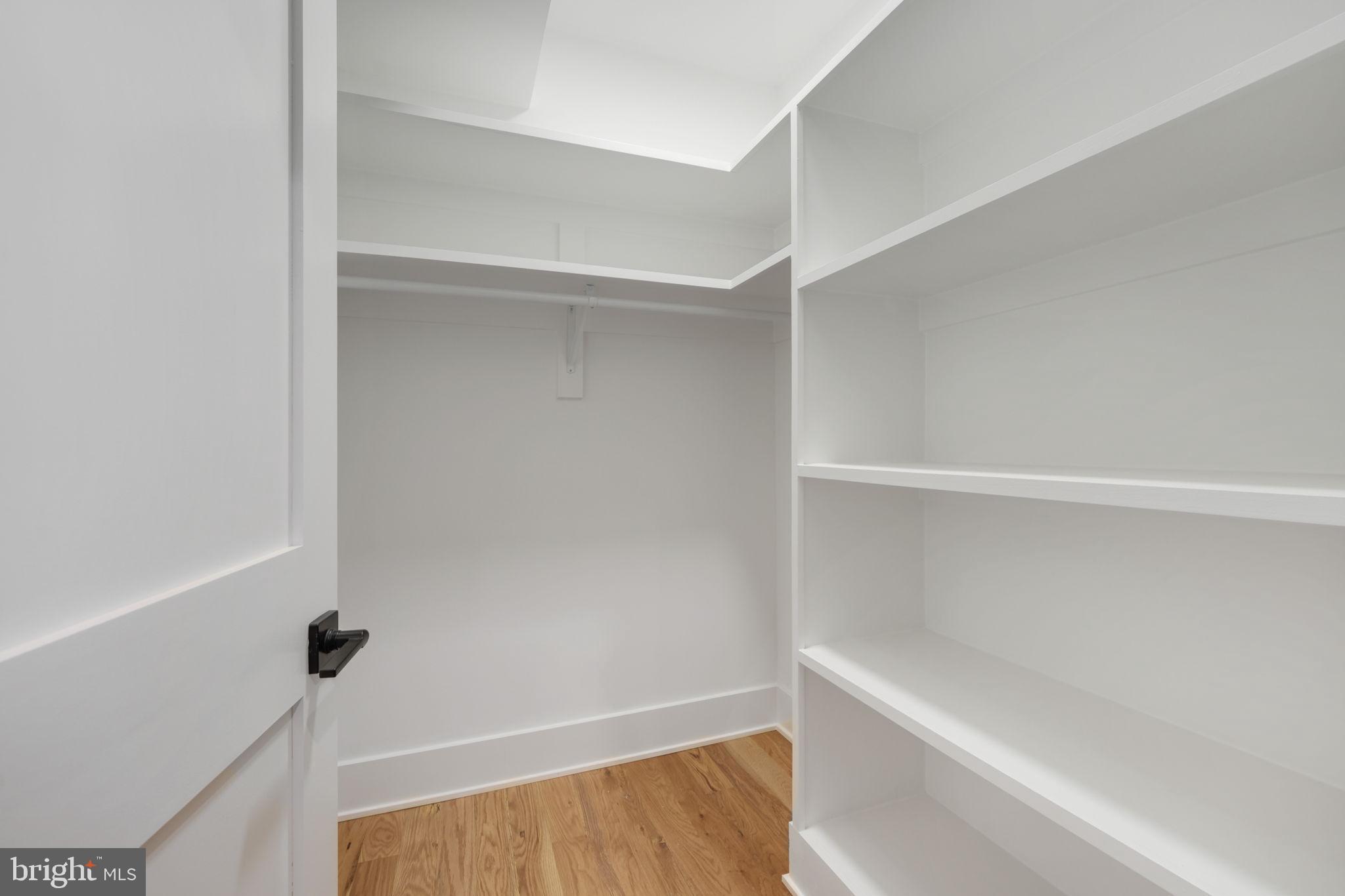 CHESTERBROOK WOODS - Residential