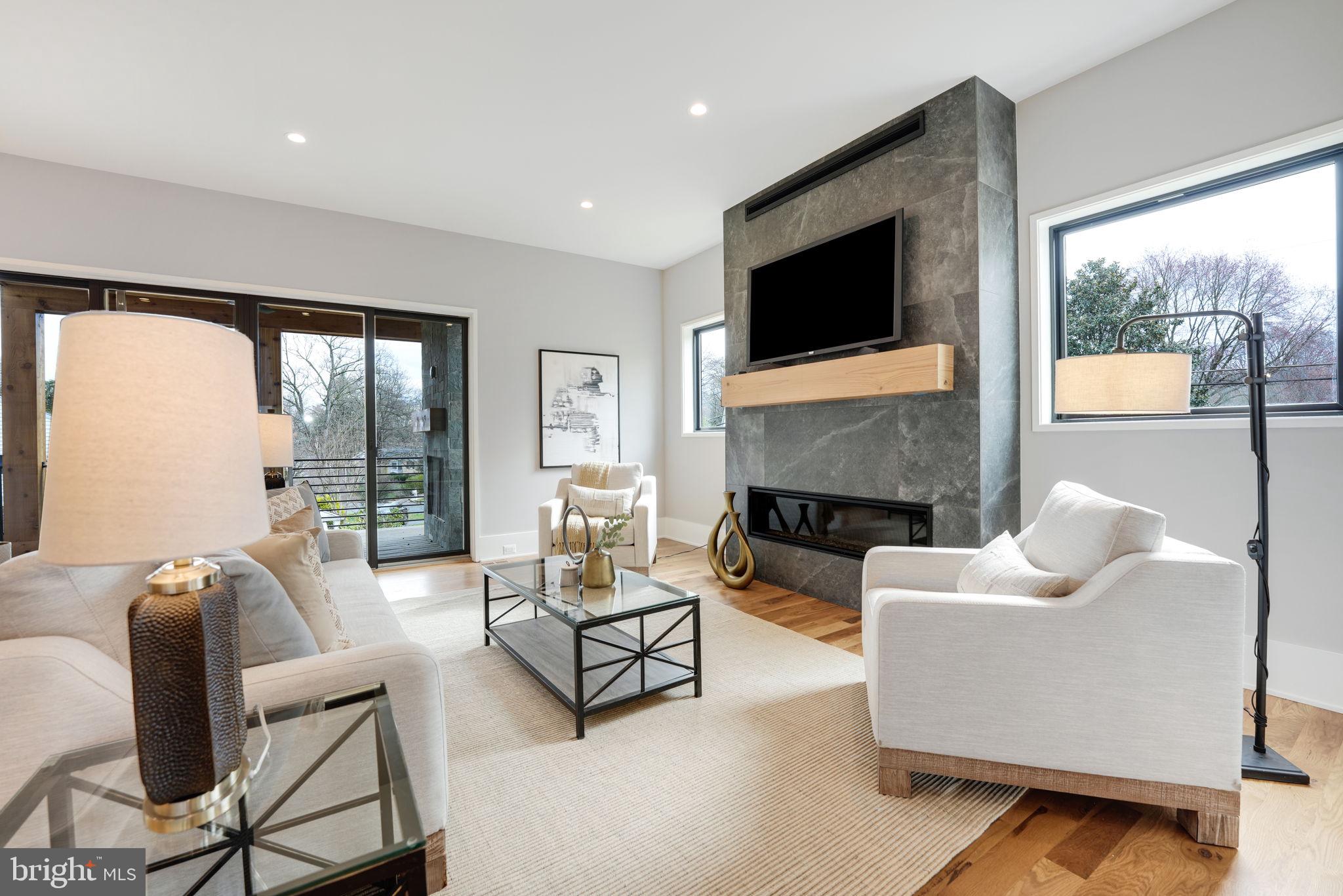 CHESTERBROOK WOODS - Residential