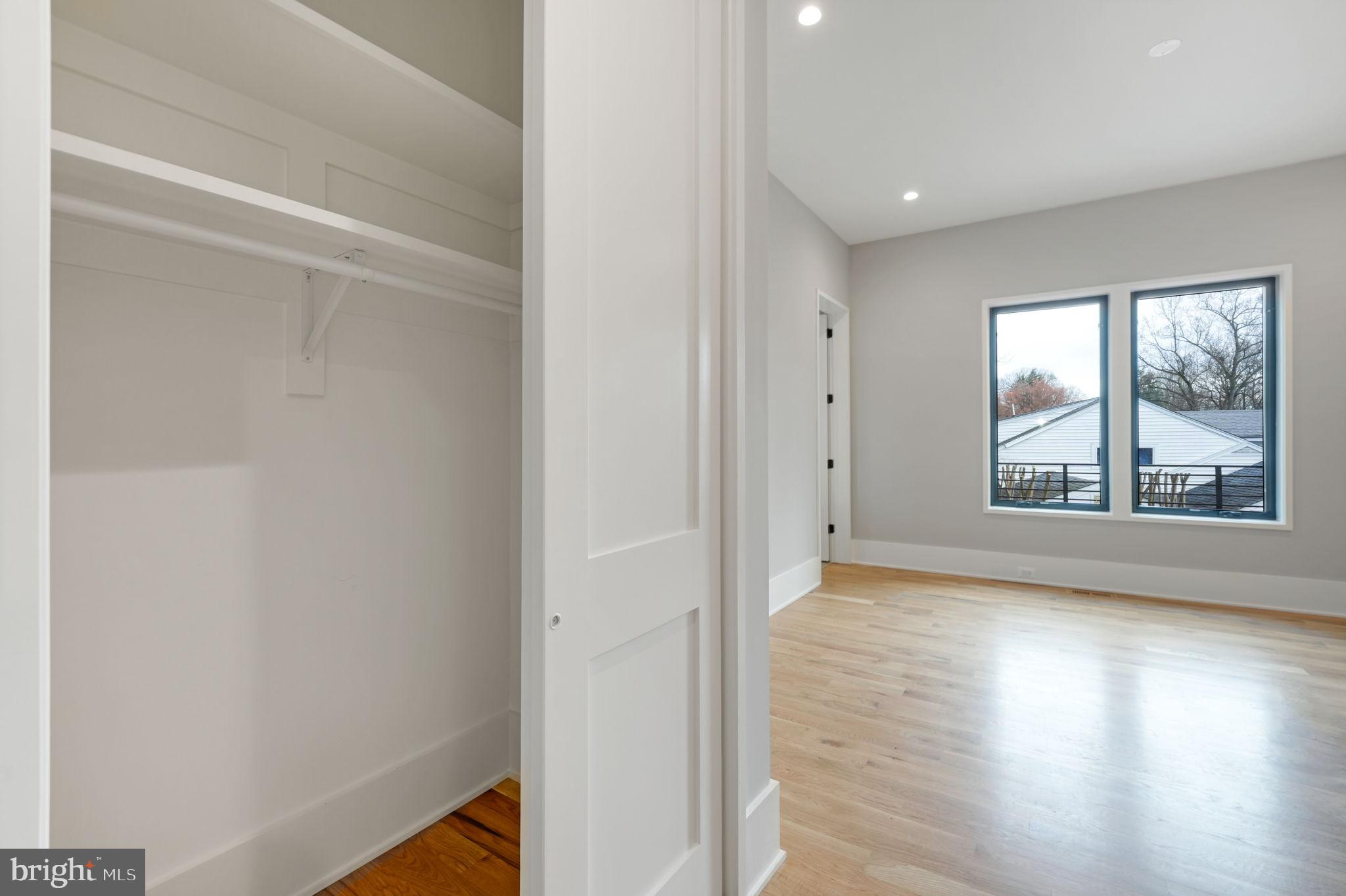 CHESTERBROOK WOODS - Residential