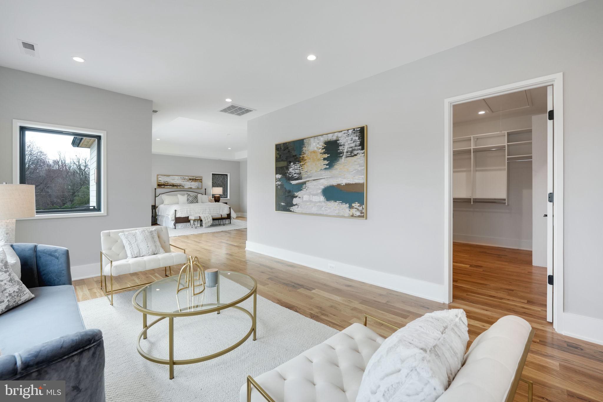 CHESTERBROOK WOODS - Residential