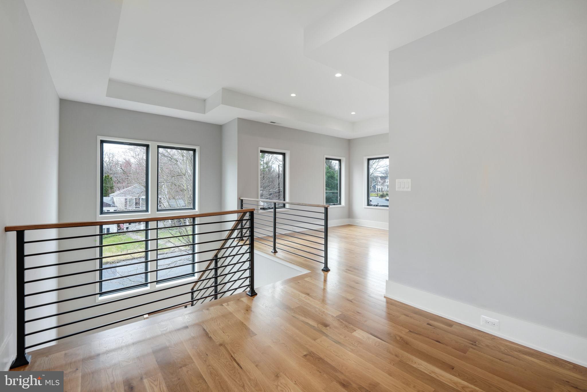 CHESTERBROOK WOODS - Residential