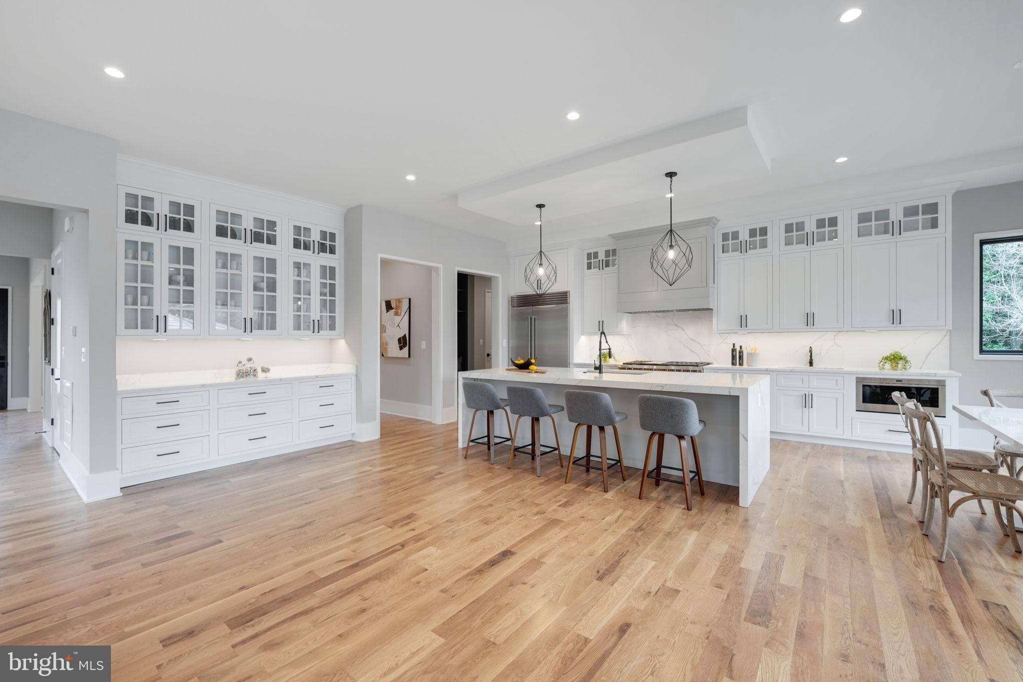 CHESTERBROOK WOODS - Residential