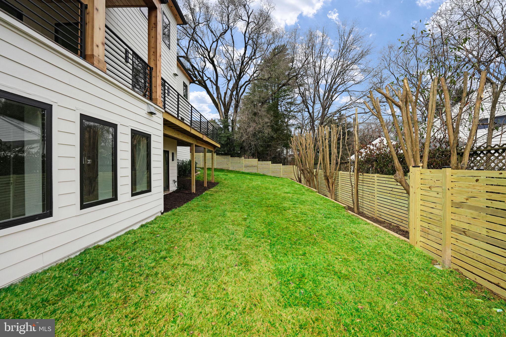 CHESTERBROOK WOODS - Residential