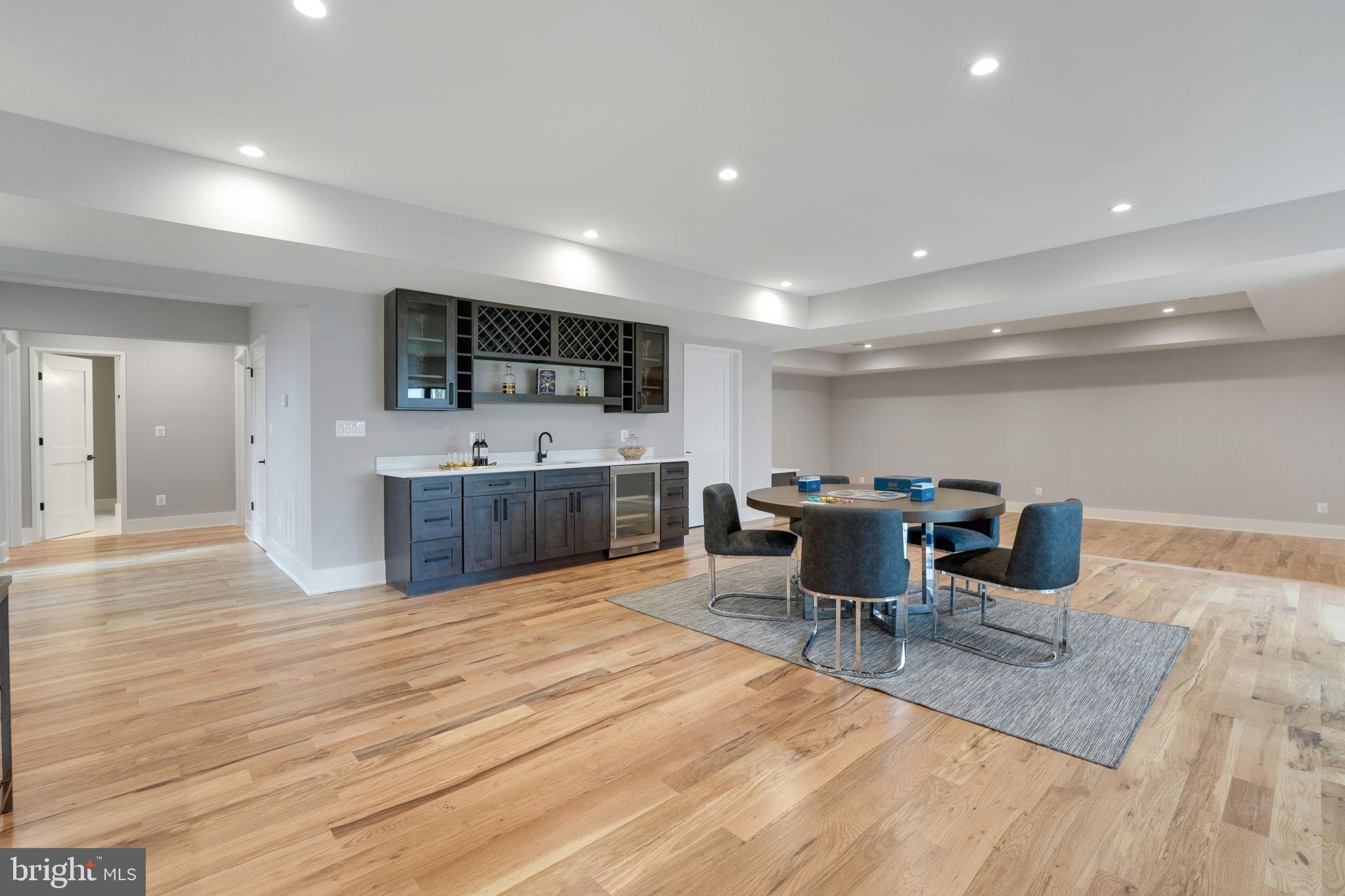 CHESTERBROOK WOODS - Residential