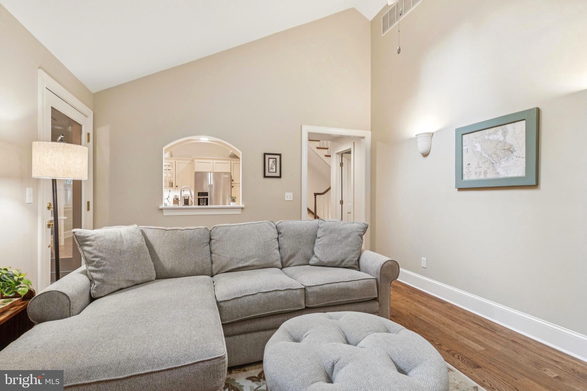 WEST ANNAPOLIS - Residential