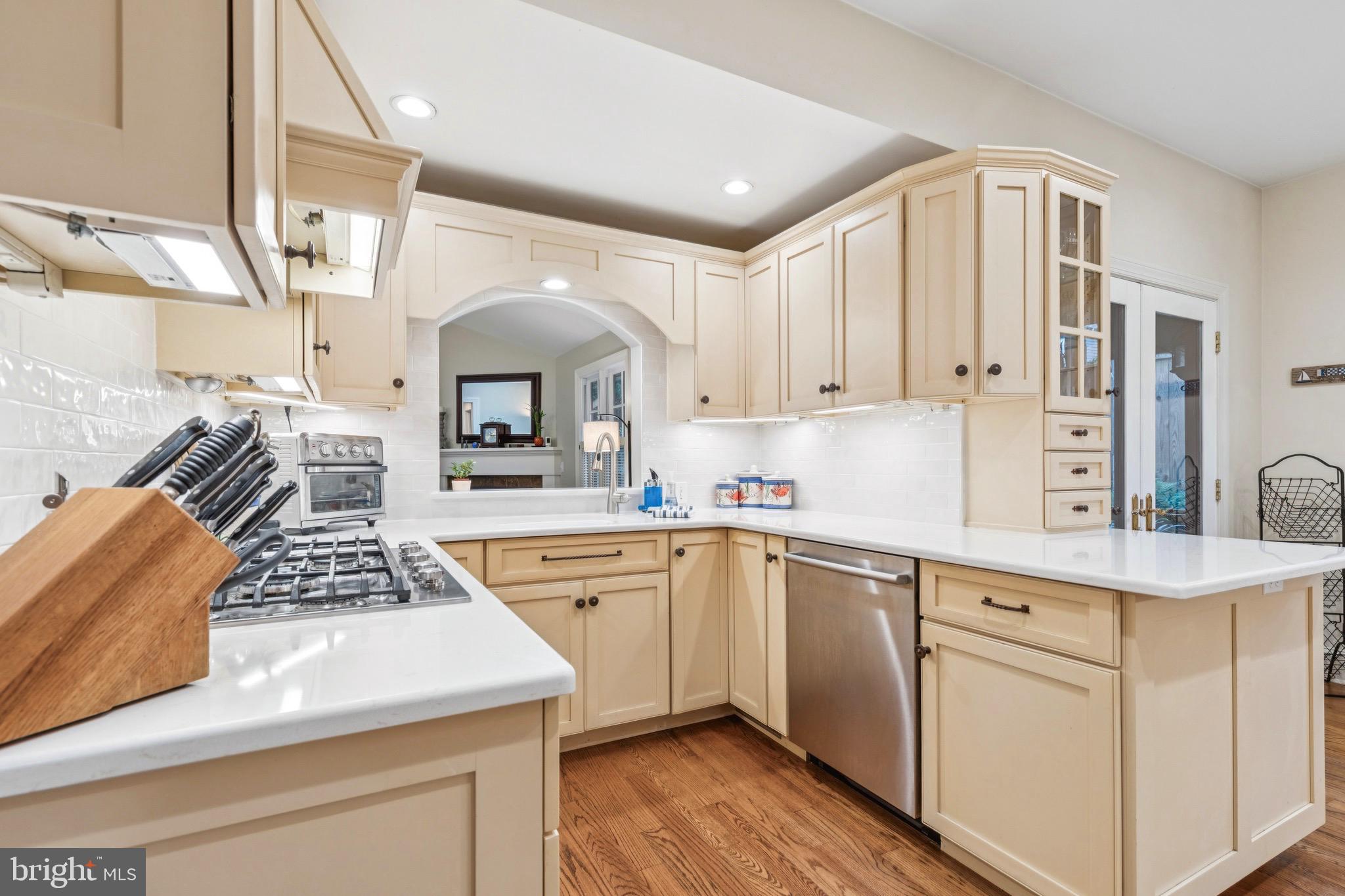 WEST ANNAPOLIS - Residential