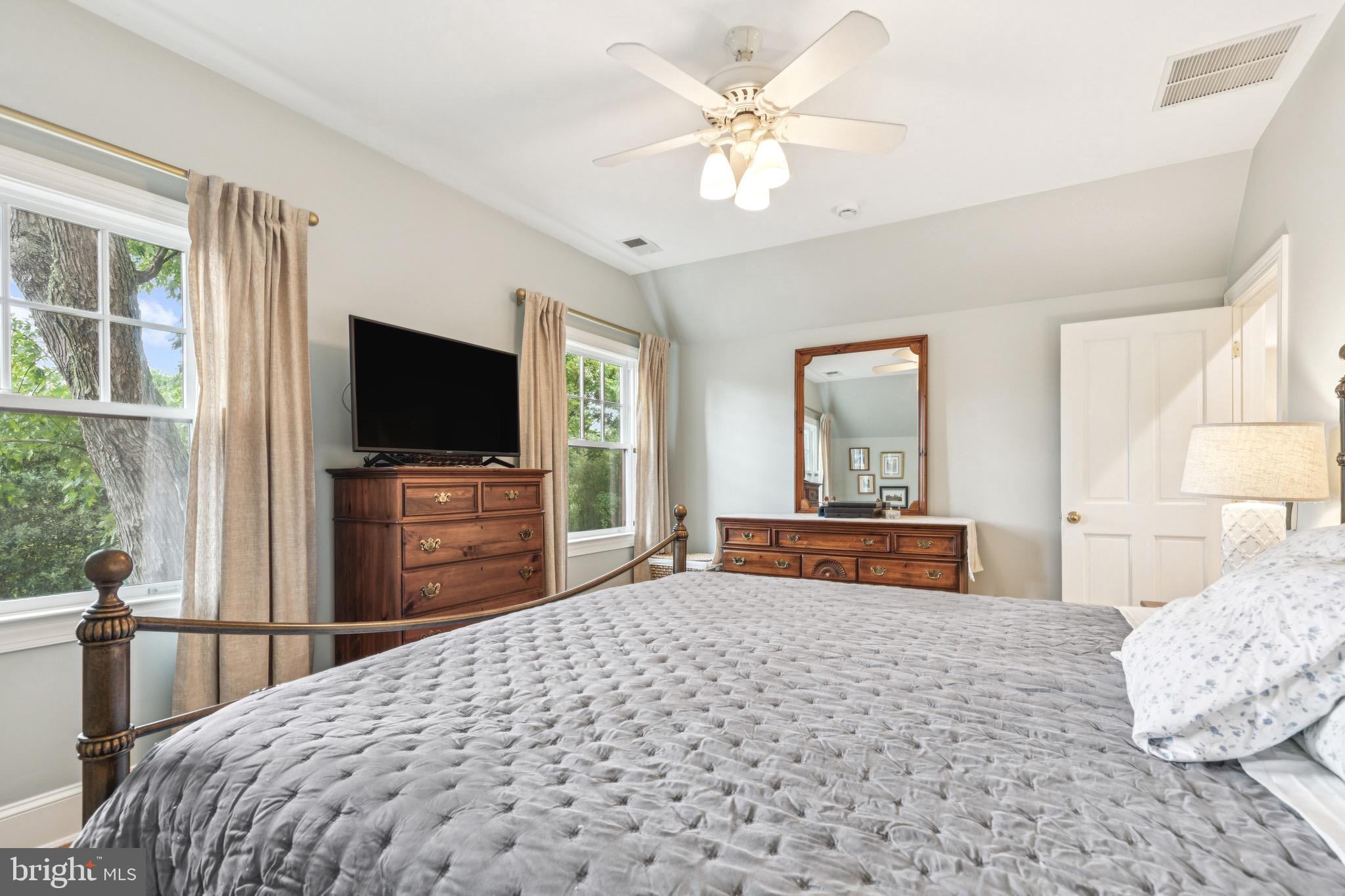 WEST ANNAPOLIS - Residential