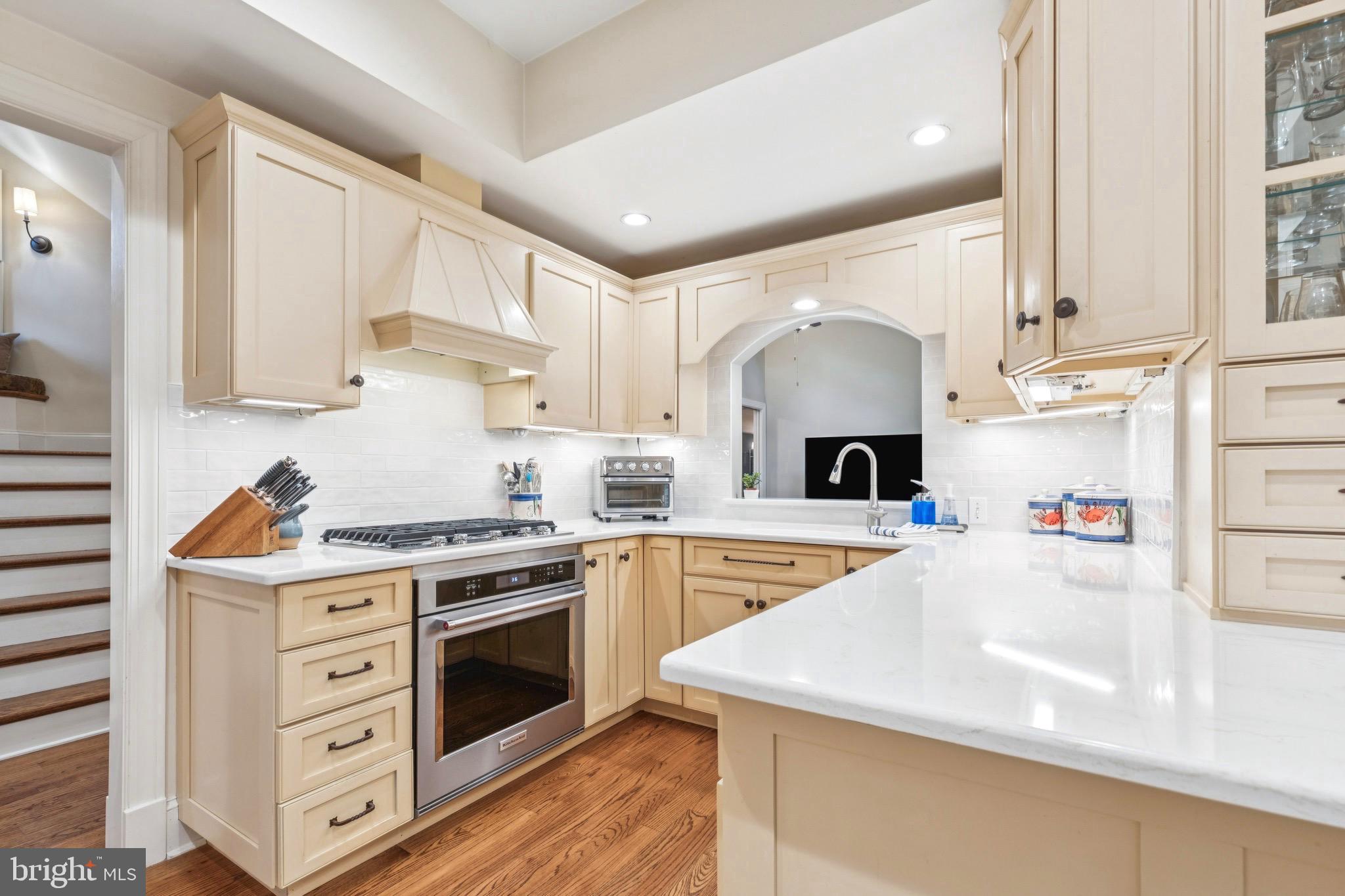 WEST ANNAPOLIS - Residential