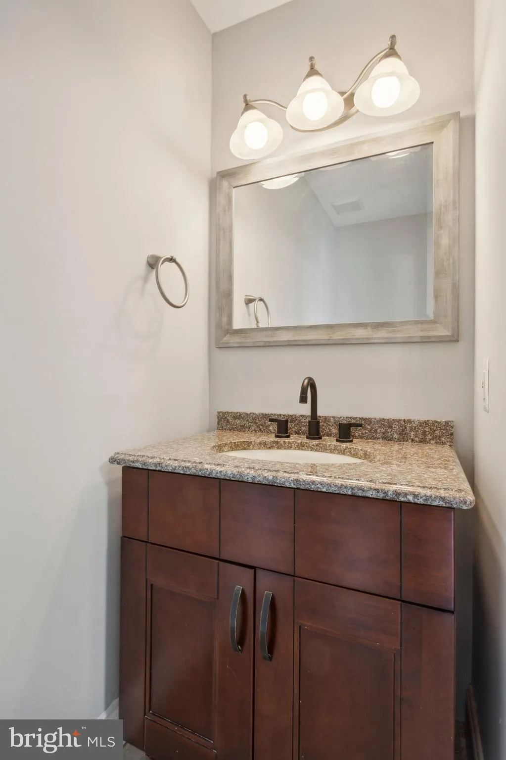 Sicklerville, New Jersey 08081, United States, 3 Bedrooms Bedrooms, ,3 BathroomsBathrooms,Residential,Active,41907