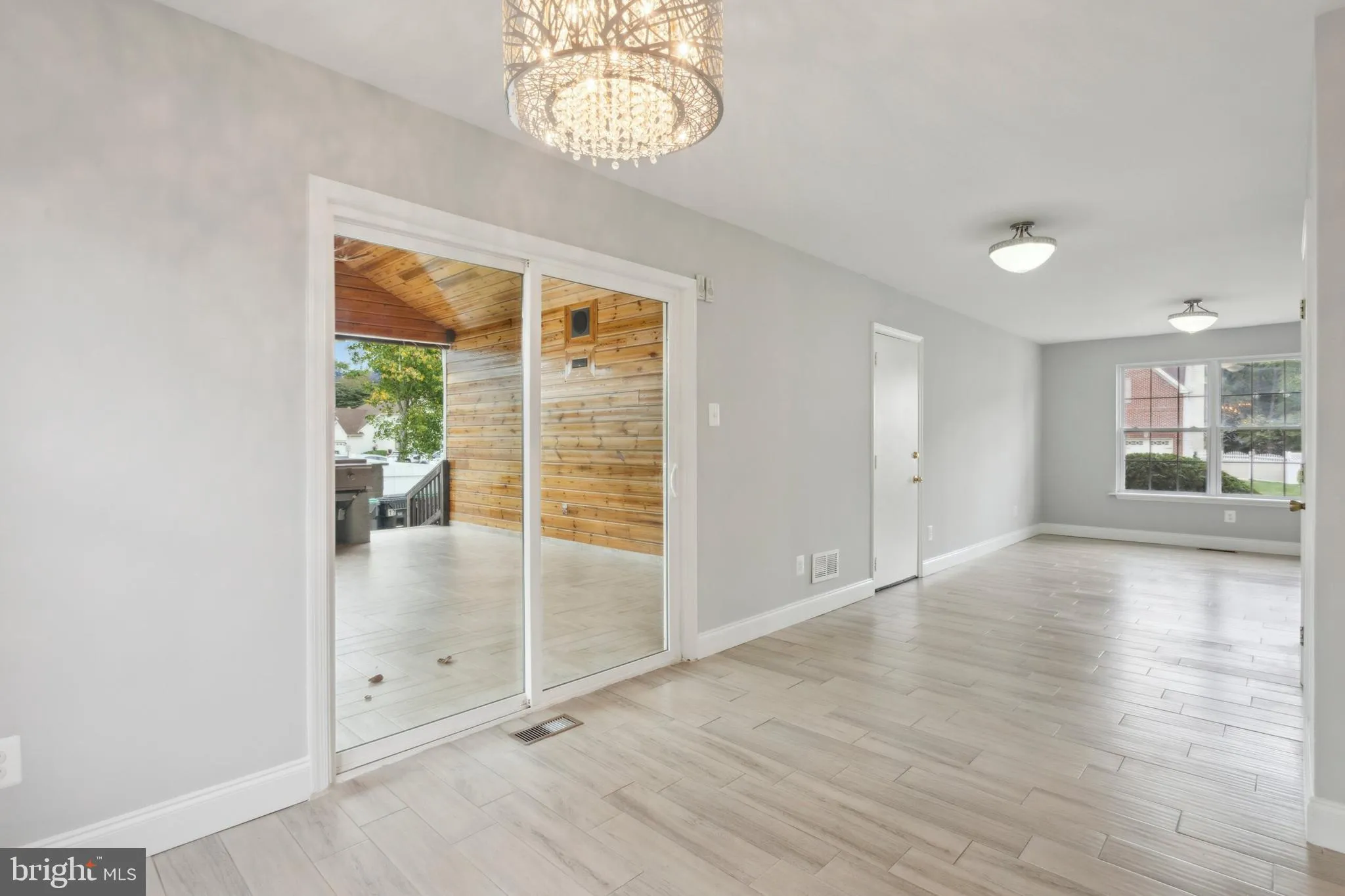 Sicklerville, New Jersey 08081, United States, 3 Bedrooms Bedrooms, ,3 BathroomsBathrooms,Residential,Active,41907