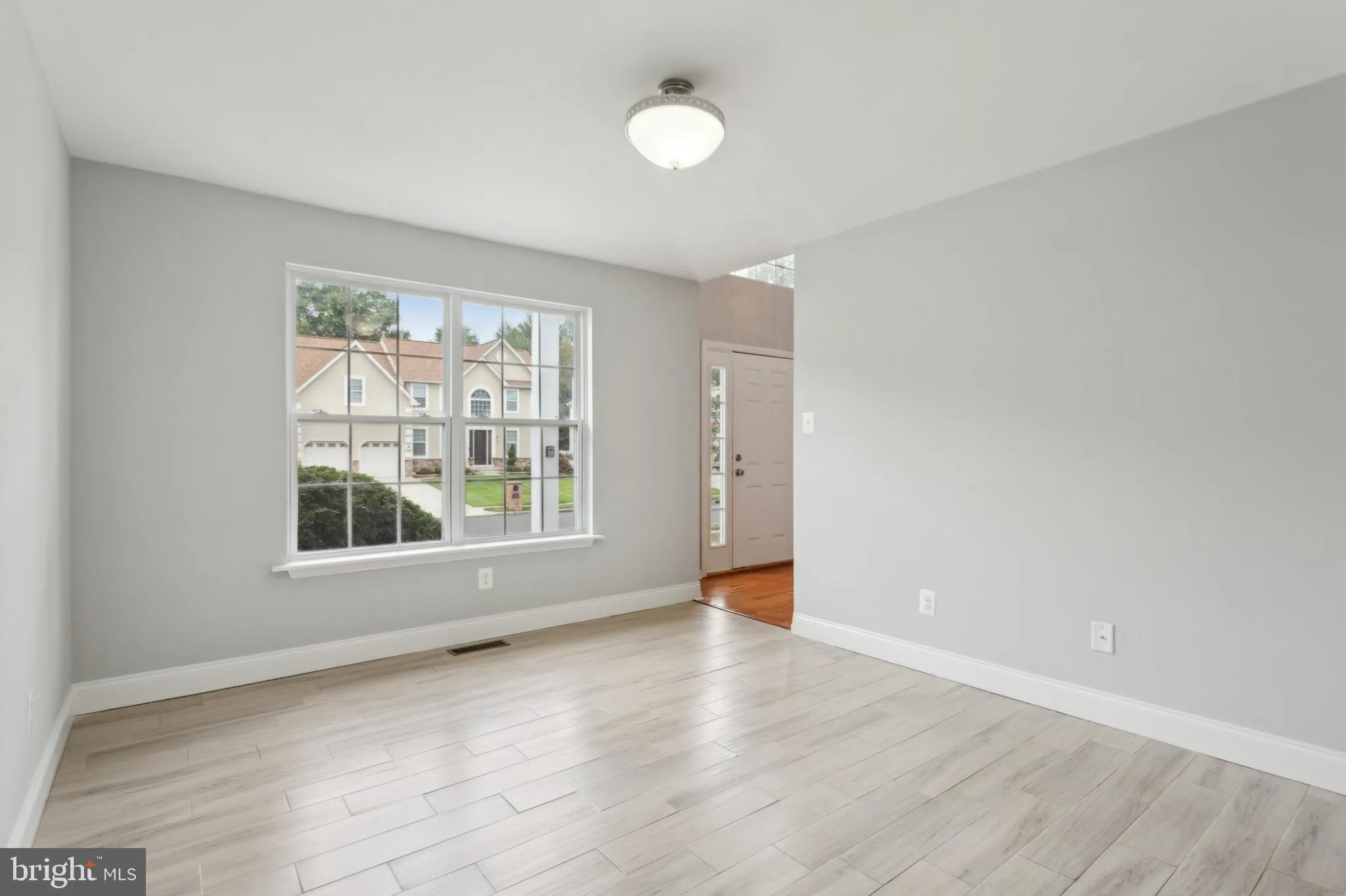 Sicklerville, New Jersey 08081, United States, 3 Bedrooms Bedrooms, ,3 BathroomsBathrooms,Residential,Active,41907