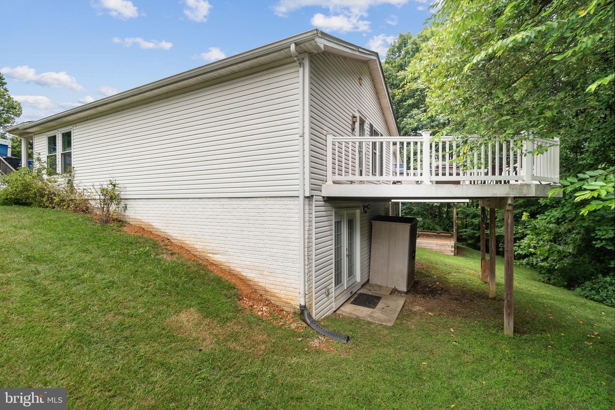 SIGNAL HILL - Residential