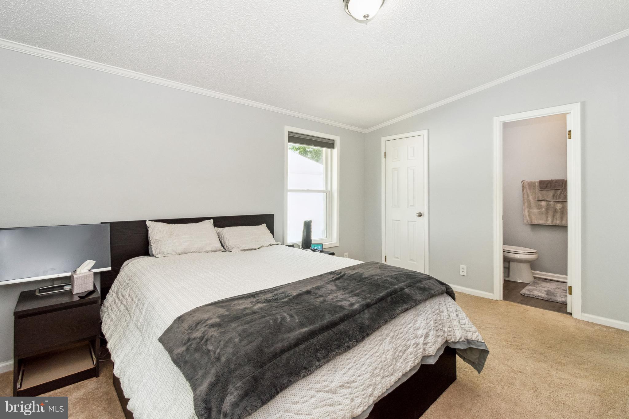 SIGNAL HILL - Residential