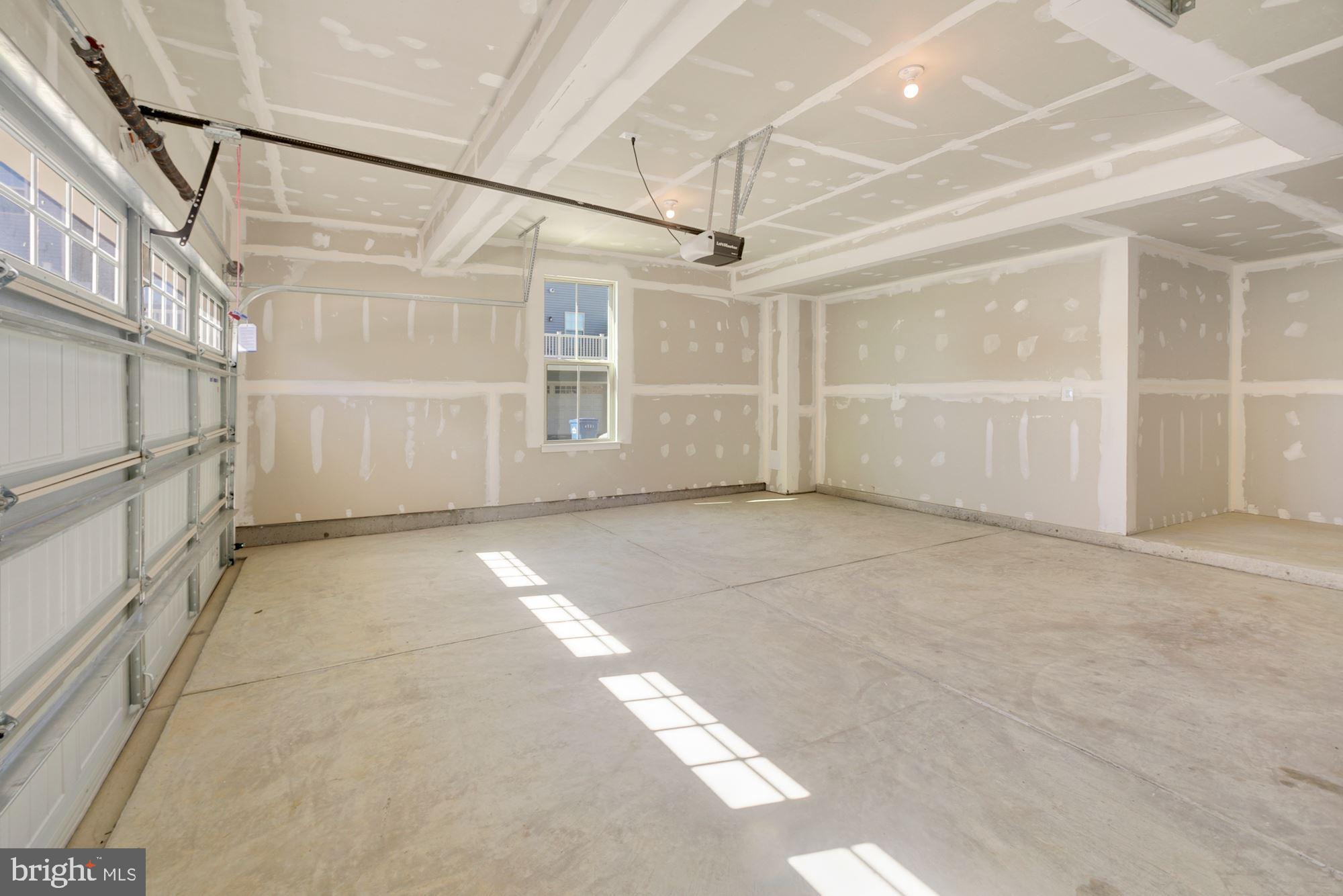 TIMOTHY BRANCH TOWNS - Residential