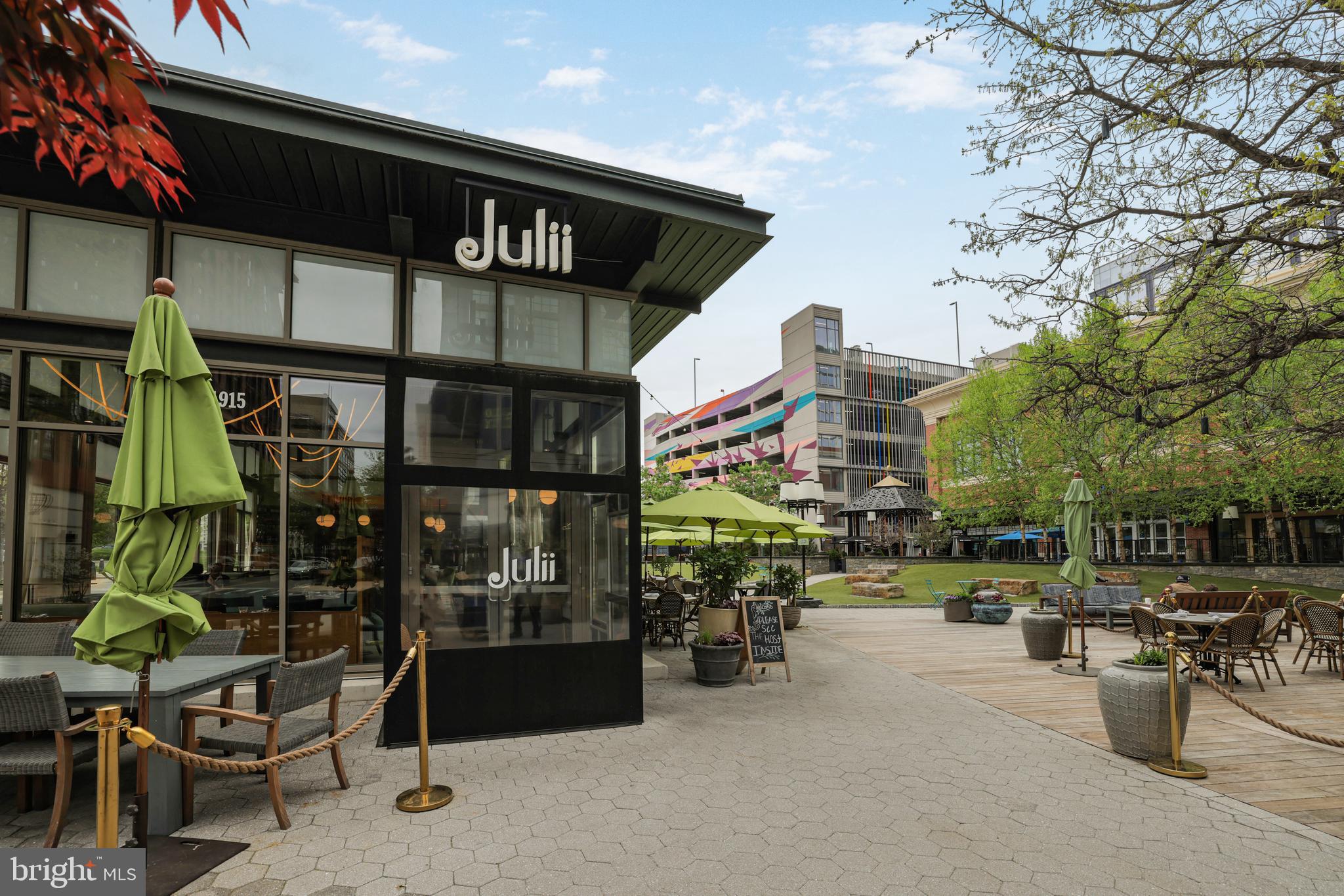 GROSVENOR PARK - Residential