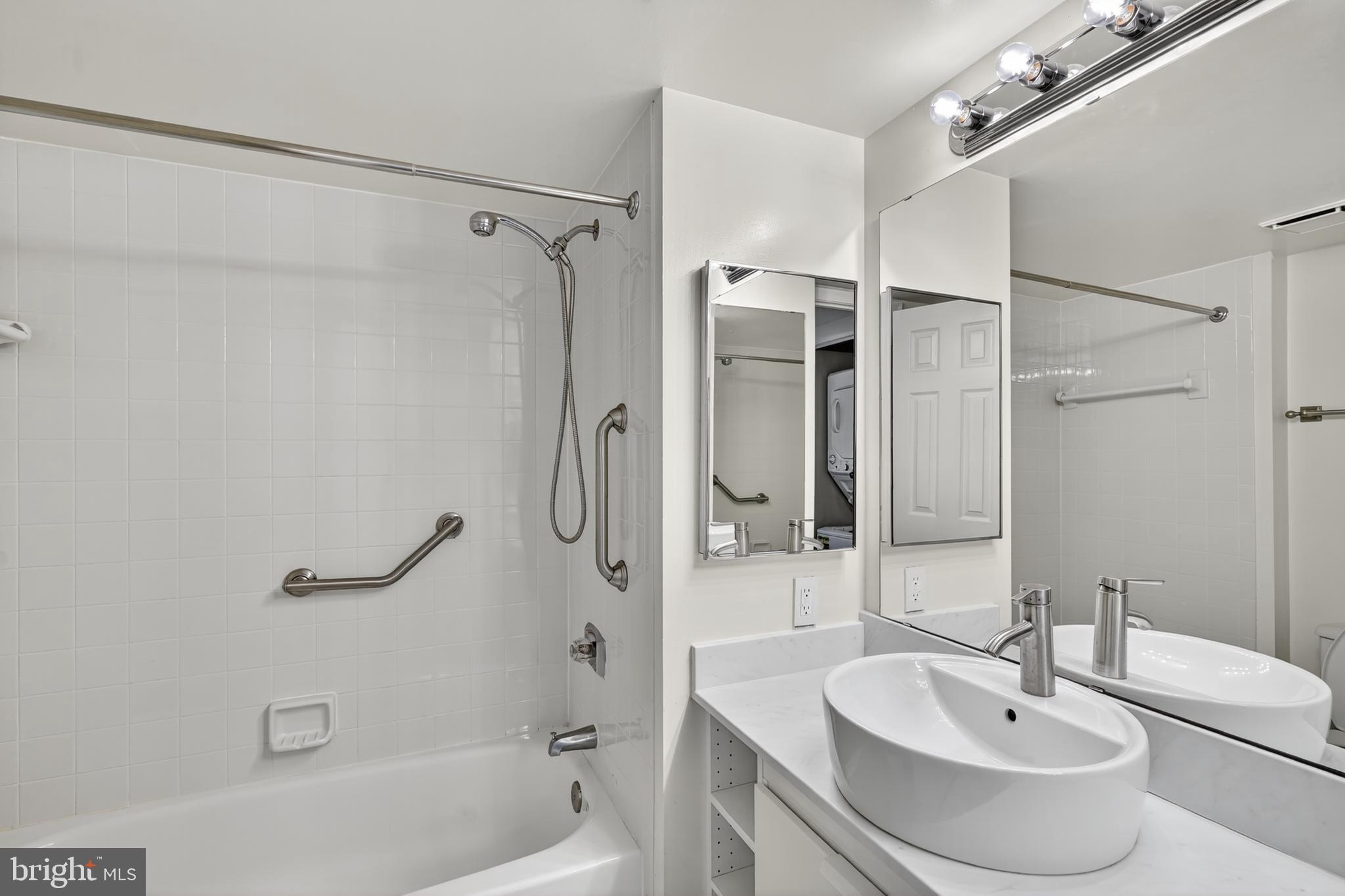 GROSVENOR PARK - Residential