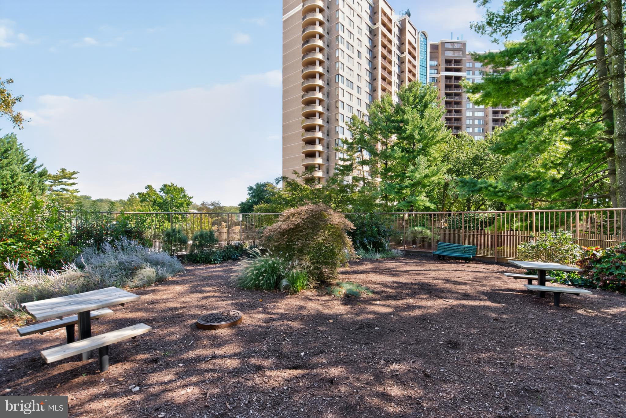 GROSVENOR PARK - Residential