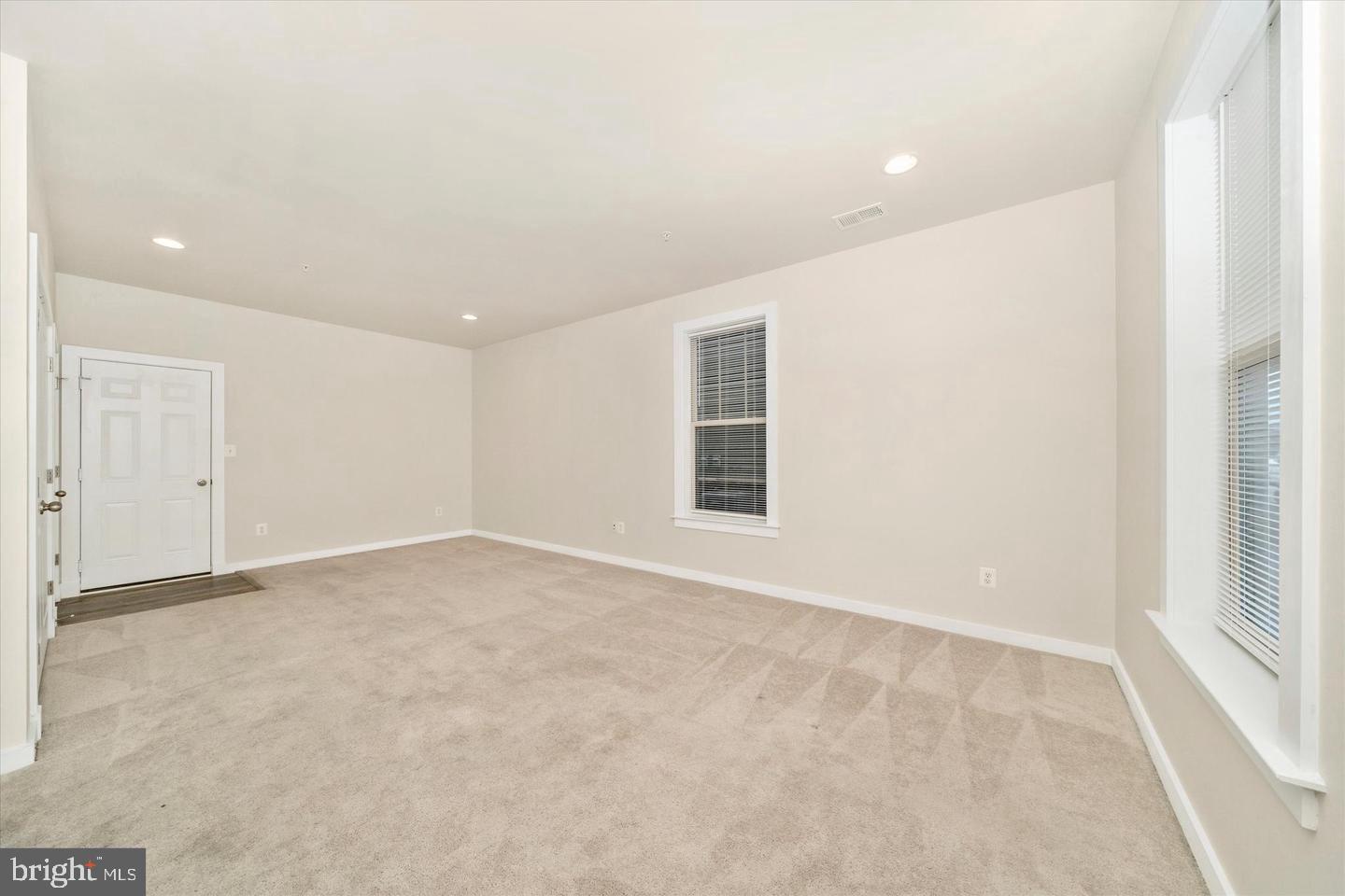 VILLAGES OF URBANA - Residential