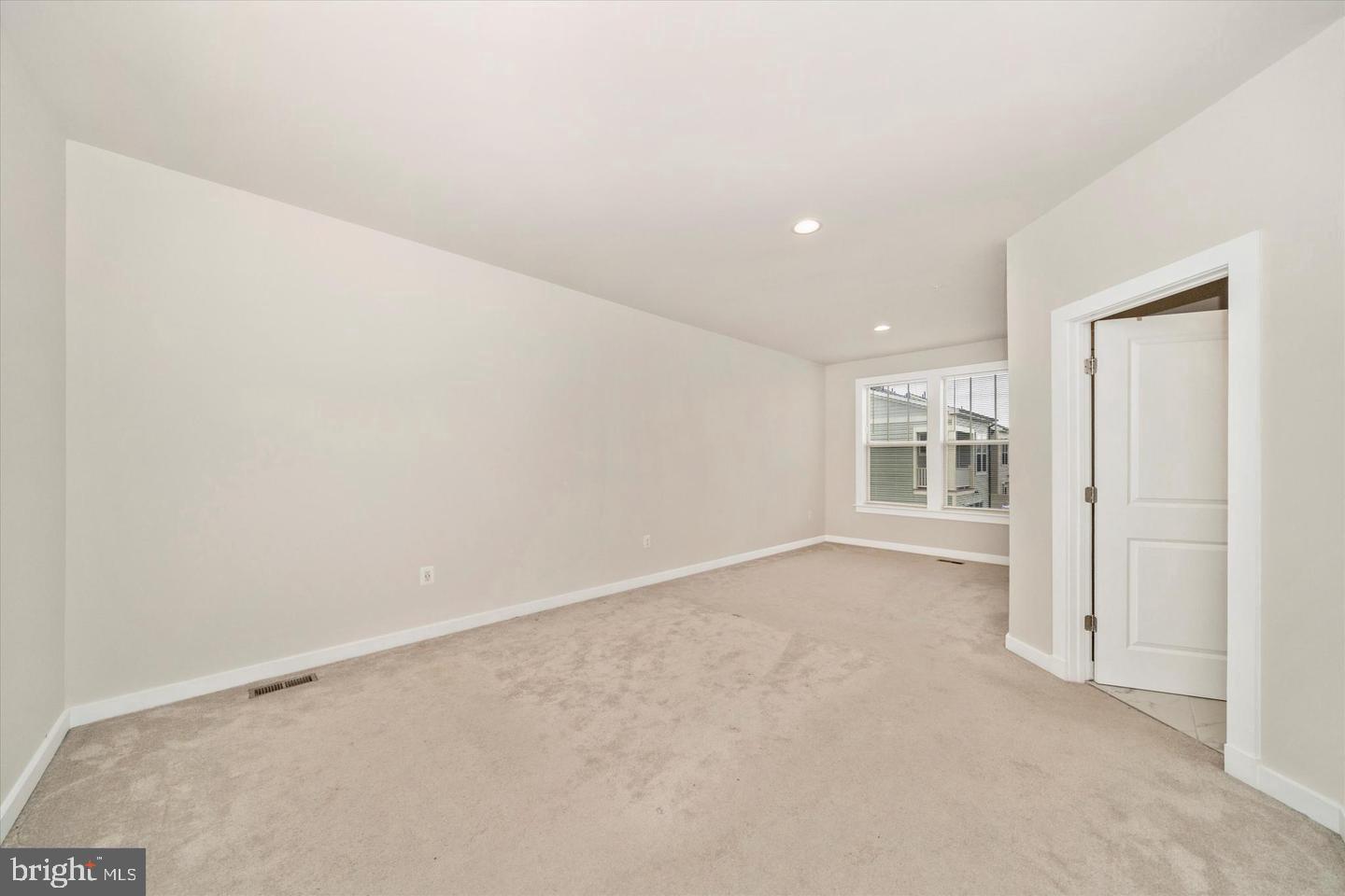 VILLAGES OF URBANA - Residential