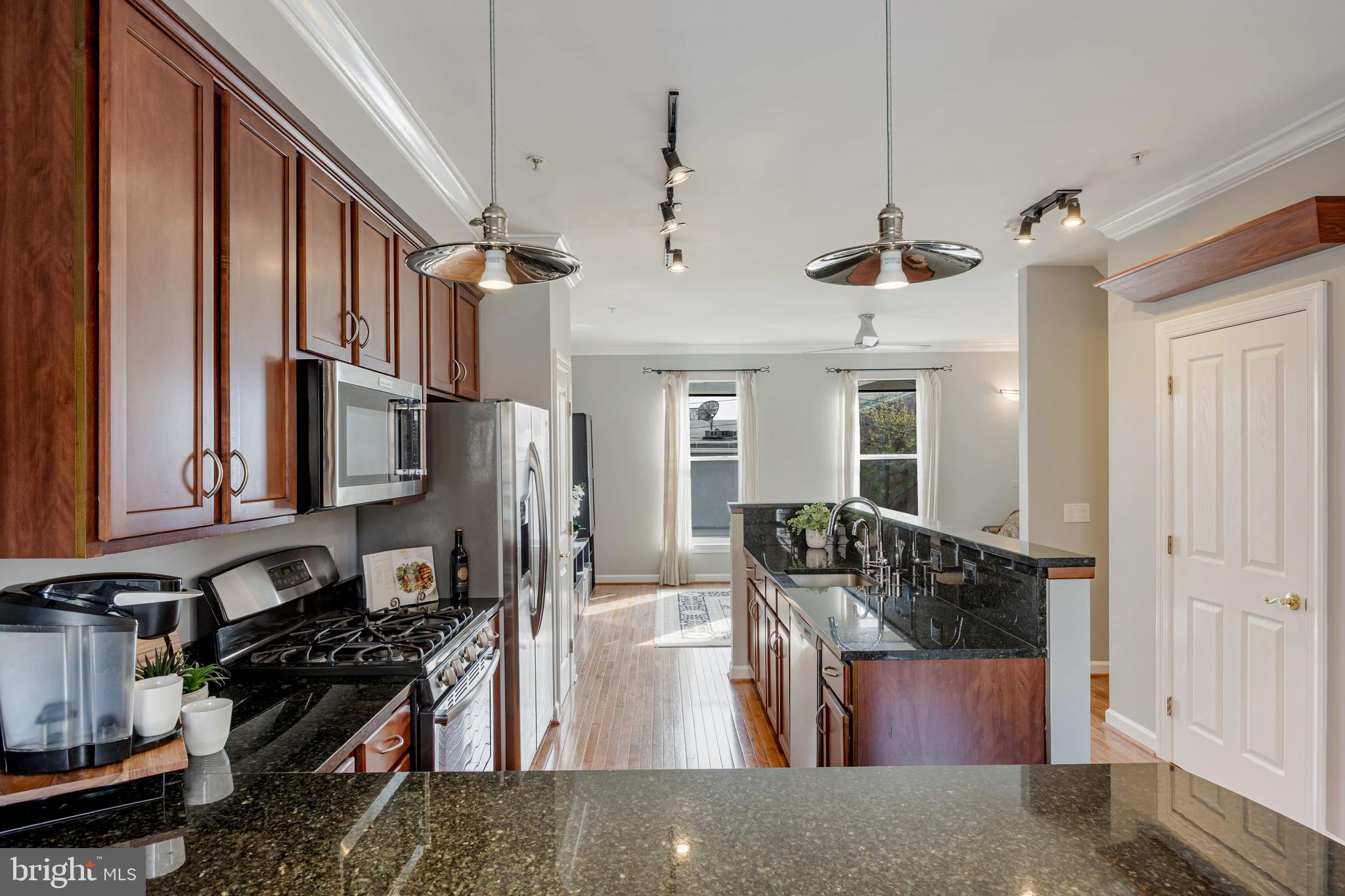 CANTON - Residential