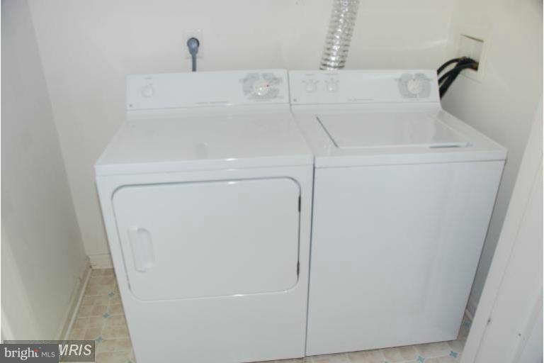 RIDGE TOP TERRACE - Residential Lease