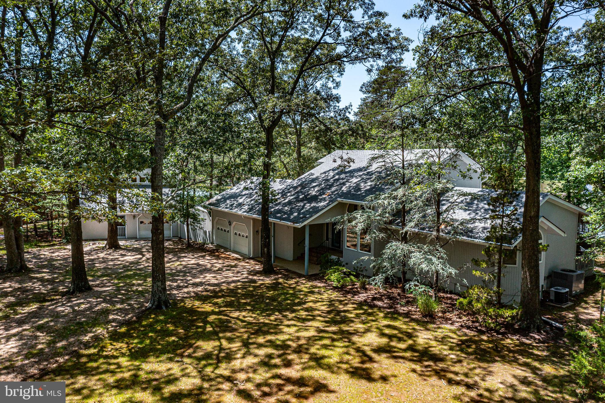 621 HARBOR DRIVE
