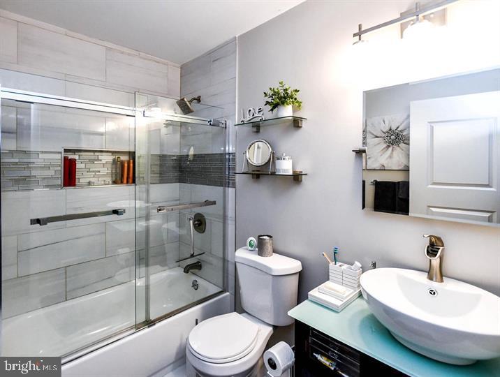 PROPHECY - Residential Lease