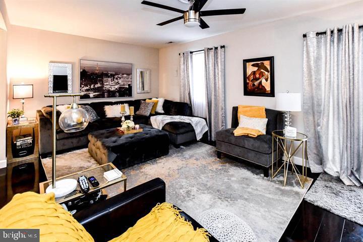 PROPHECY - Residential Lease