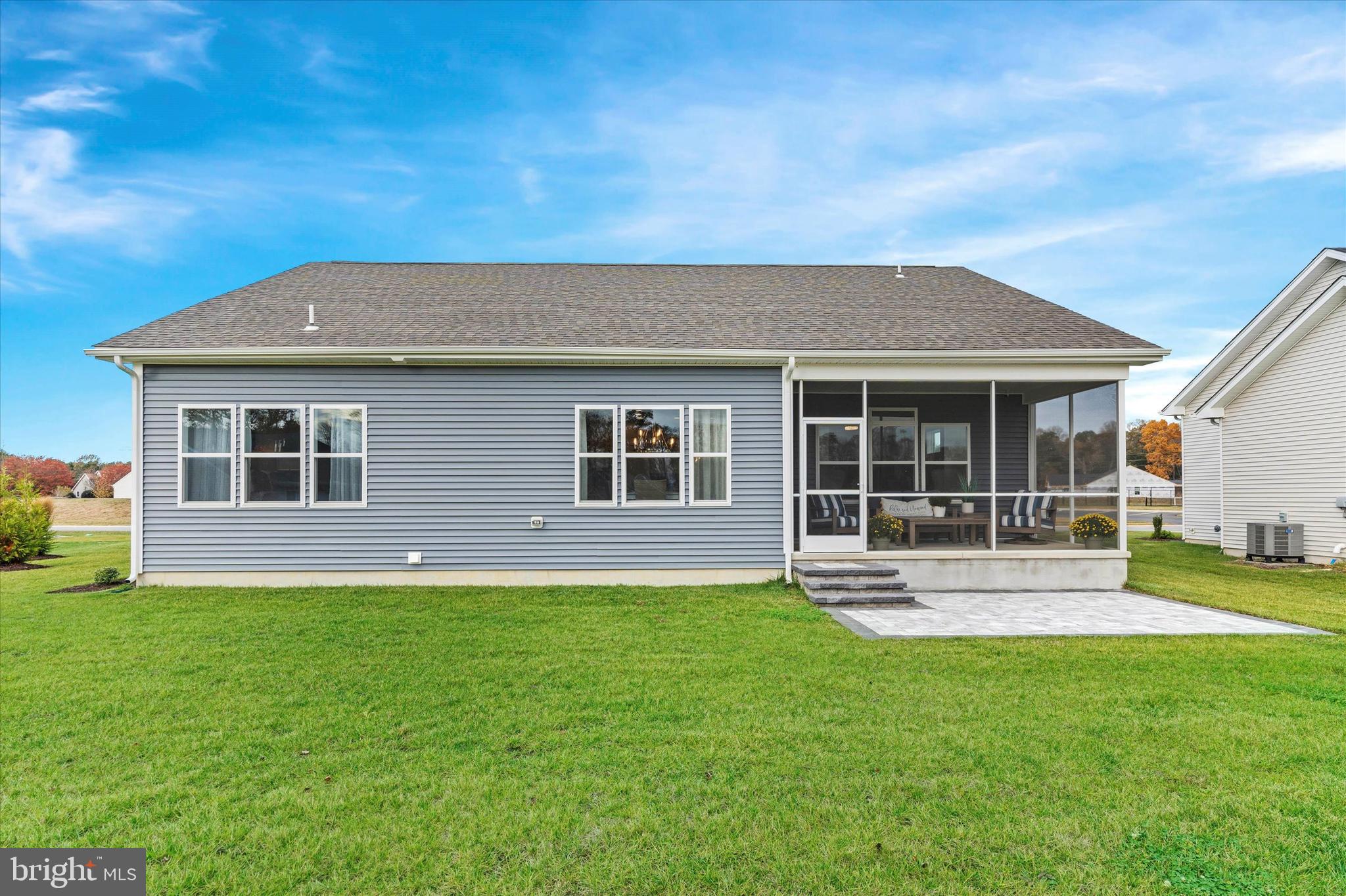 26016 HAYFIELD LANE