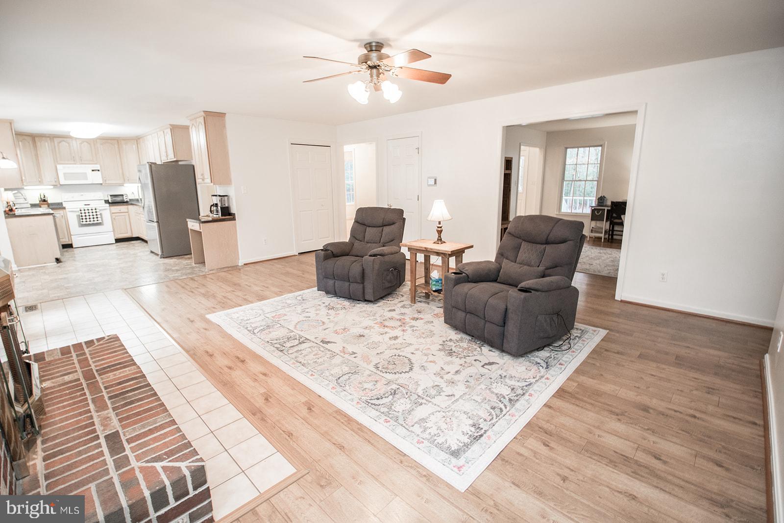 MALLARD CREEK - Residential