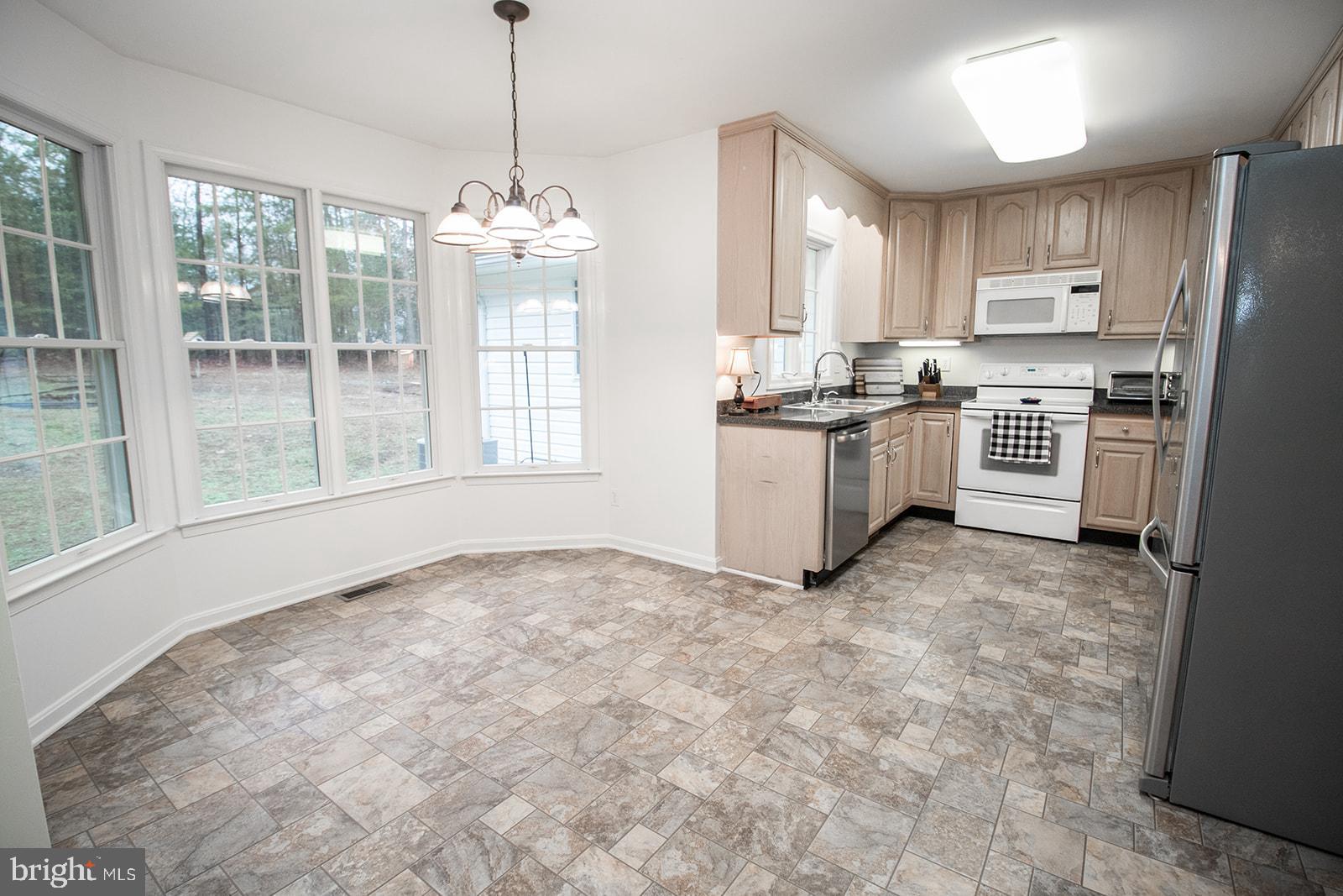 MALLARD CREEK - Residential