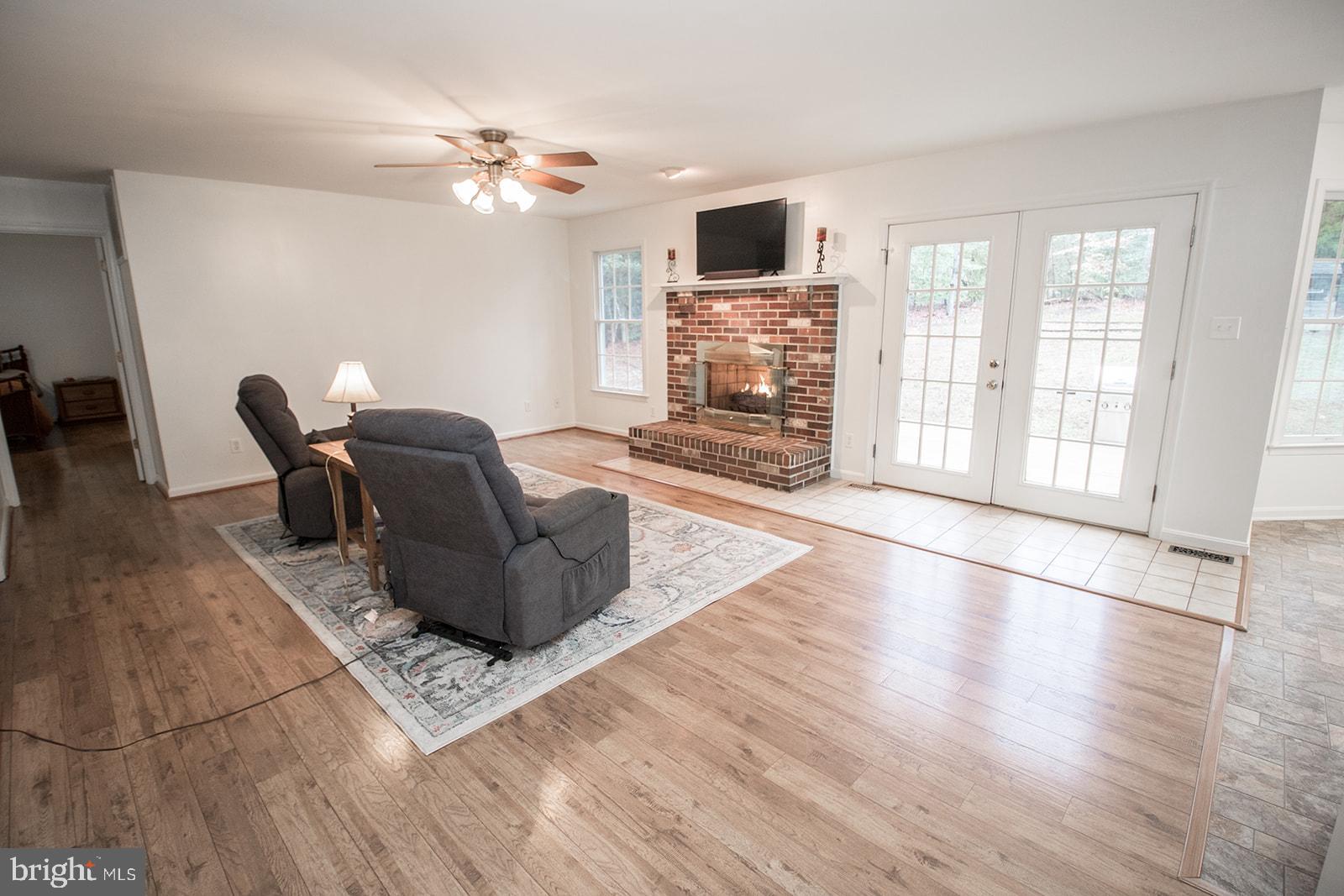 MALLARD CREEK - Residential