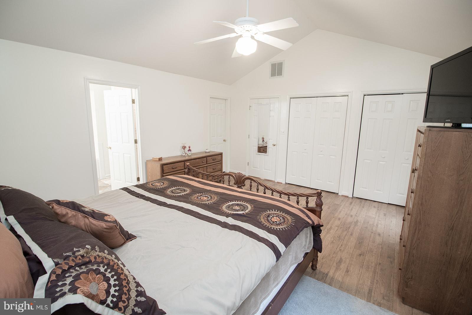 MALLARD CREEK - Residential