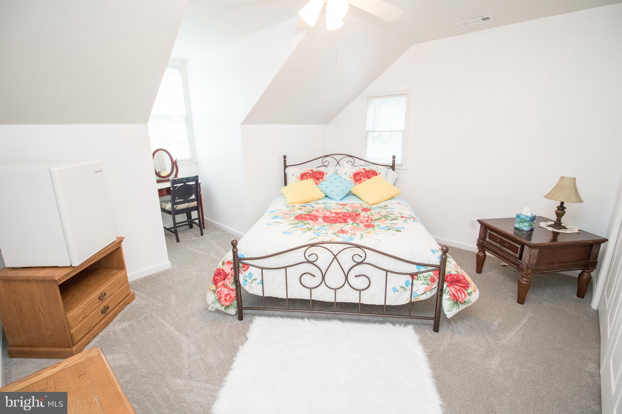 MALLARD CREEK - Residential