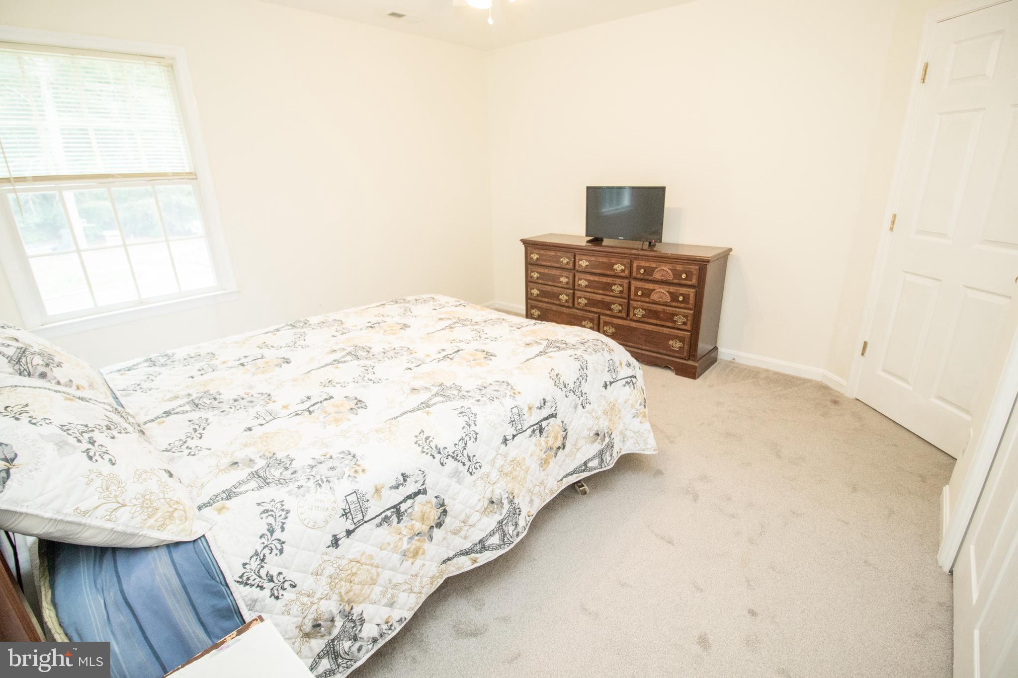 MALLARD CREEK - Residential