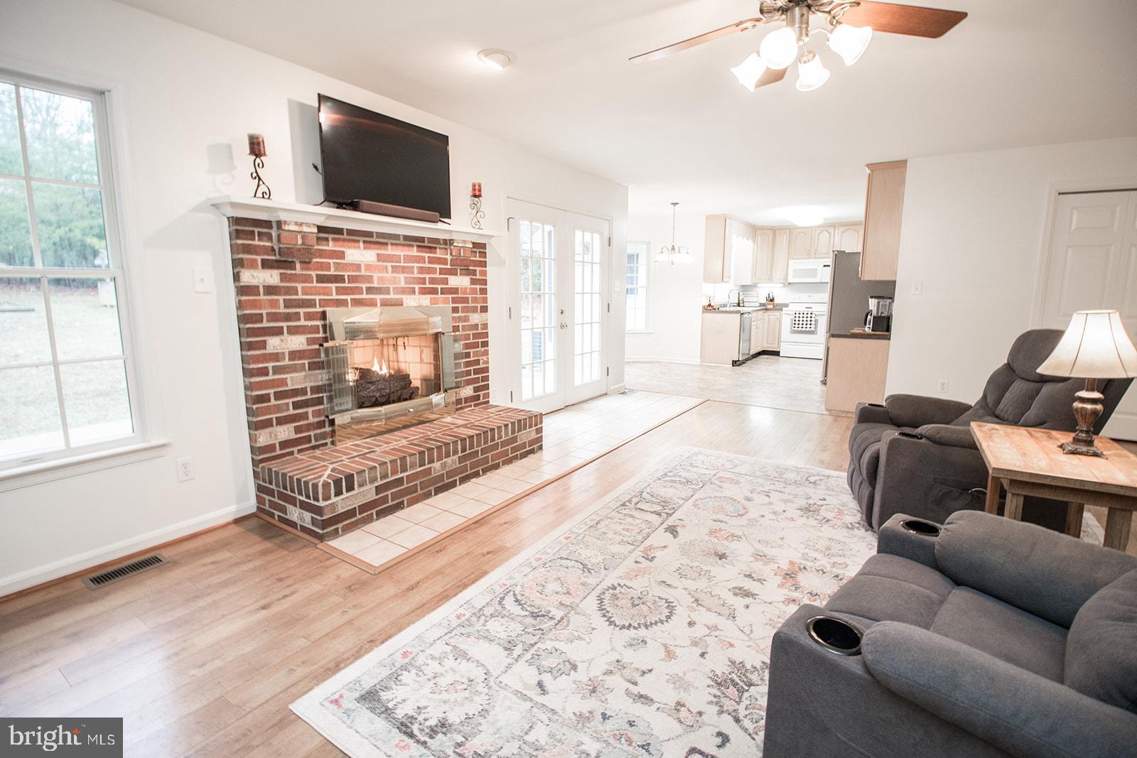 MALLARD CREEK - Residential