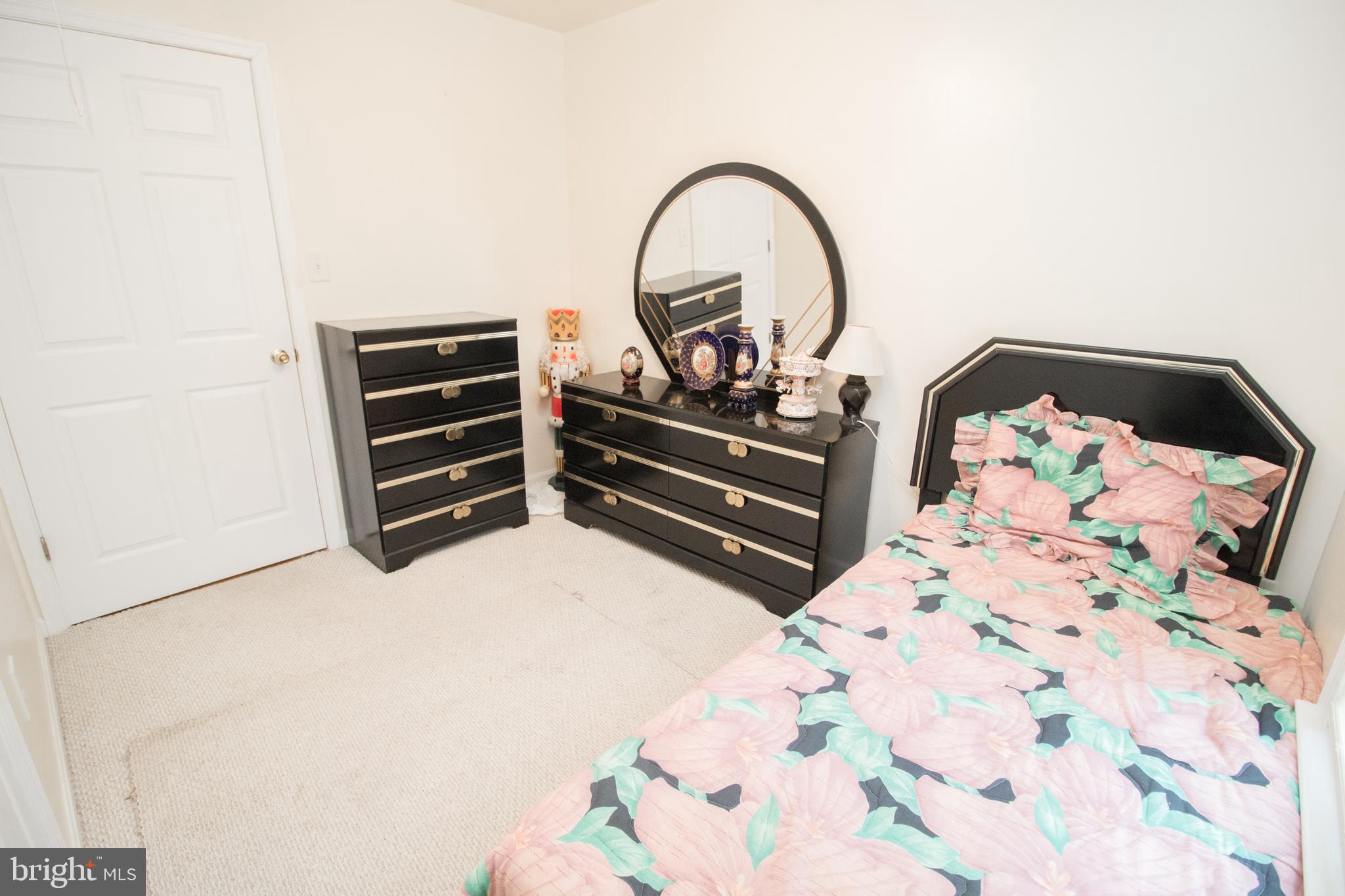 MALLARD CREEK - Residential