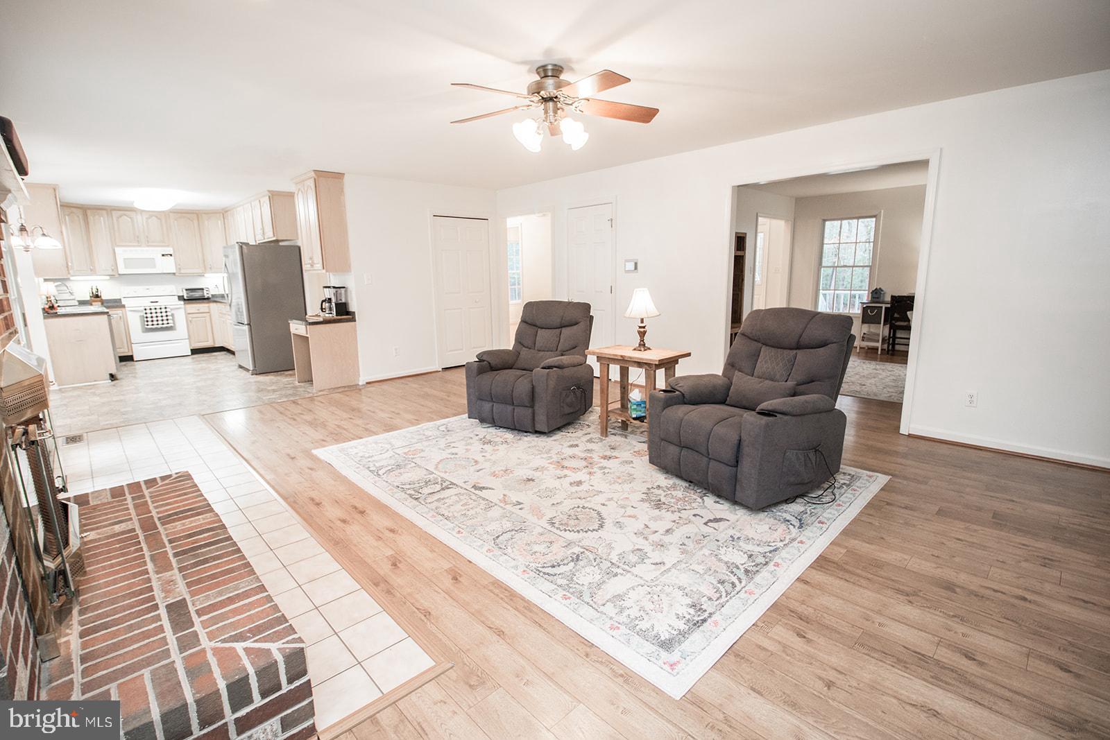 MALLARD CREEK - Residential