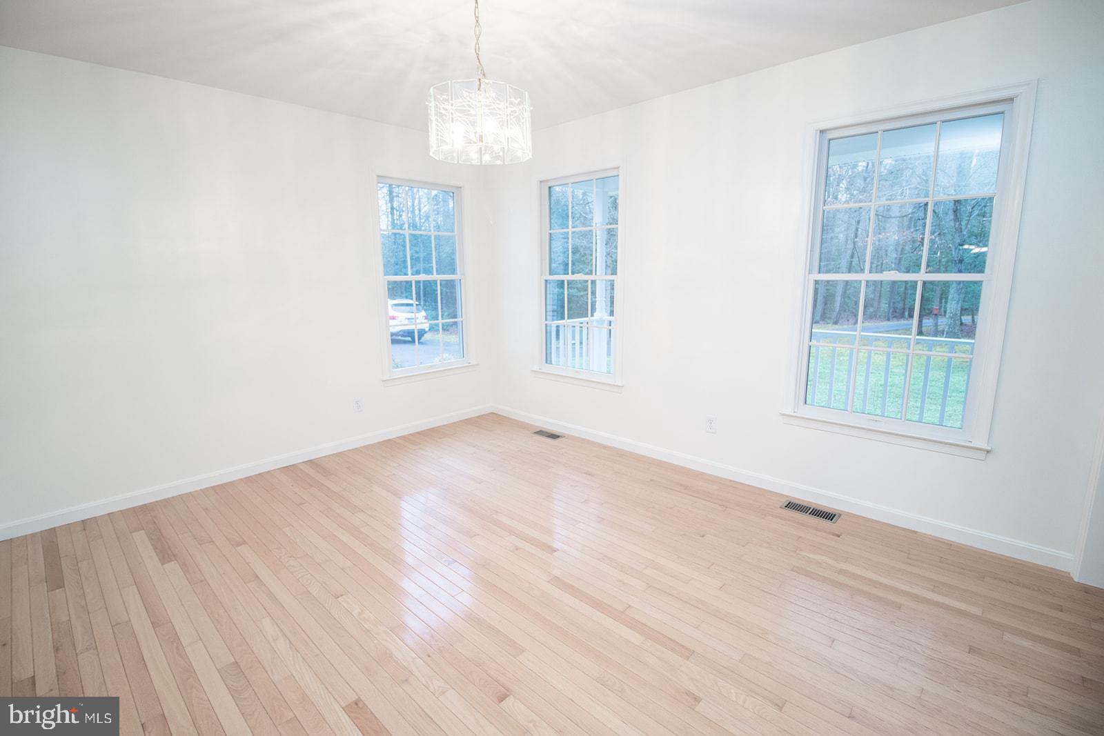 MALLARD CREEK - Residential