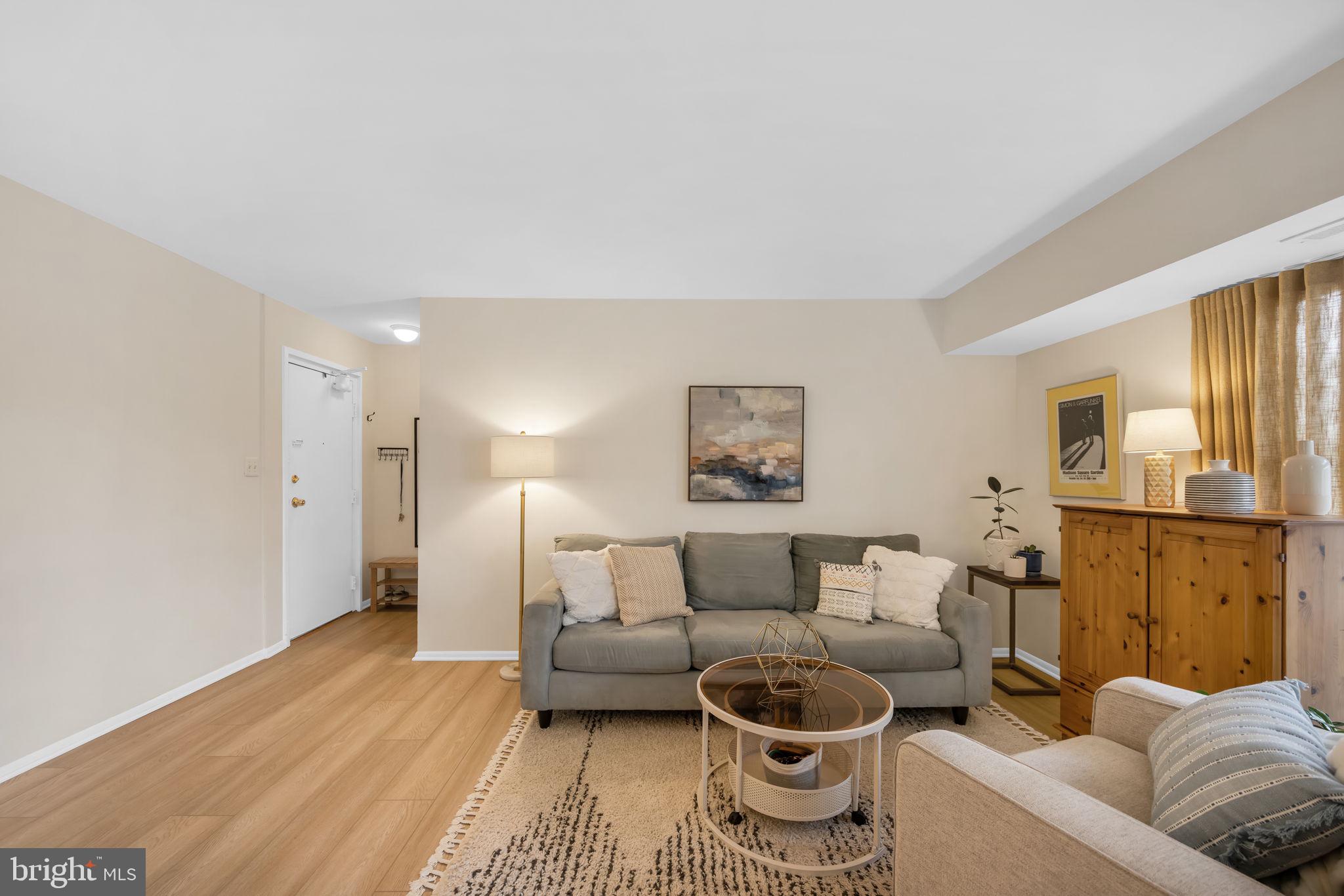 FAIRFAX HERITAGE - Residential