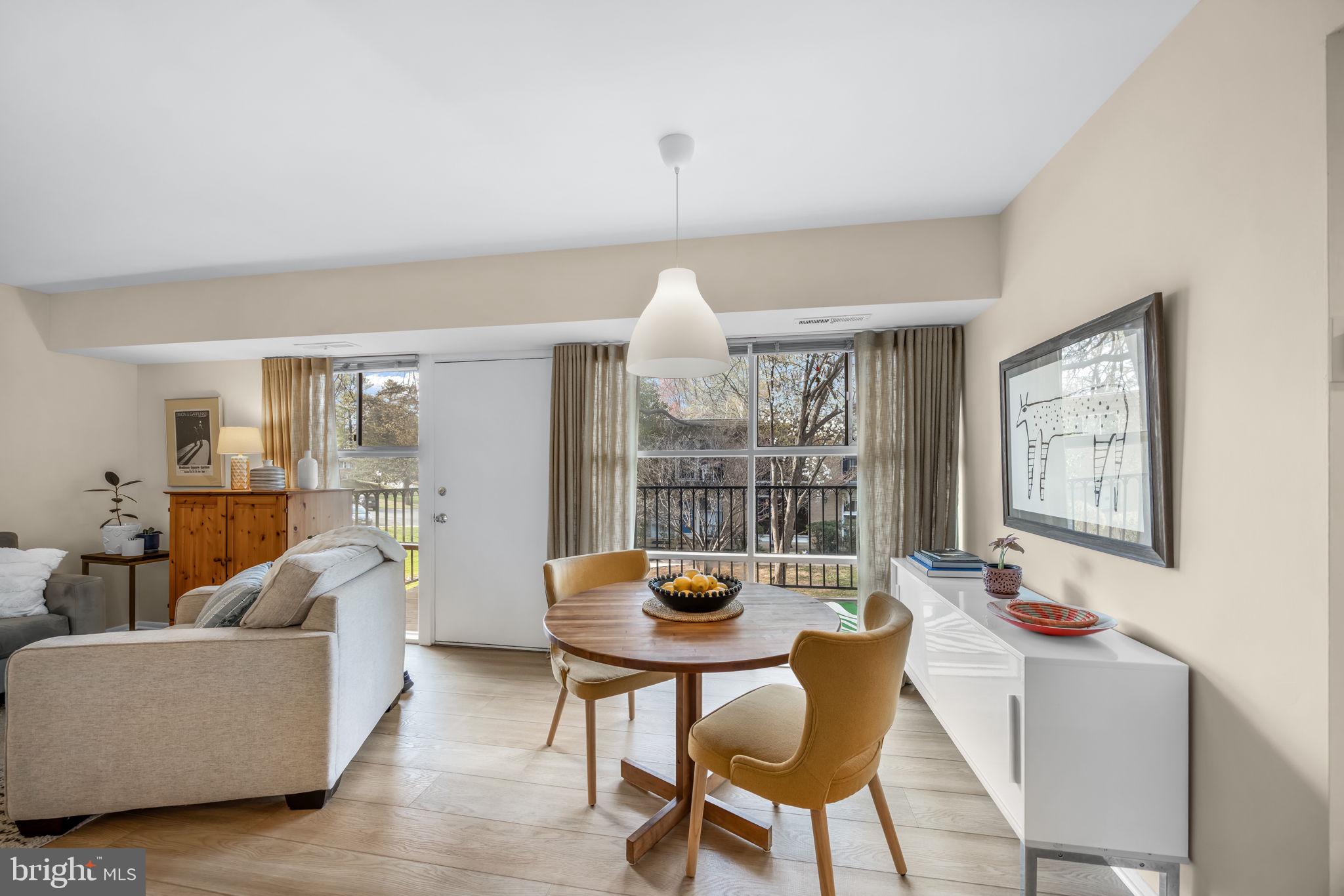 FAIRFAX HERITAGE - Residential