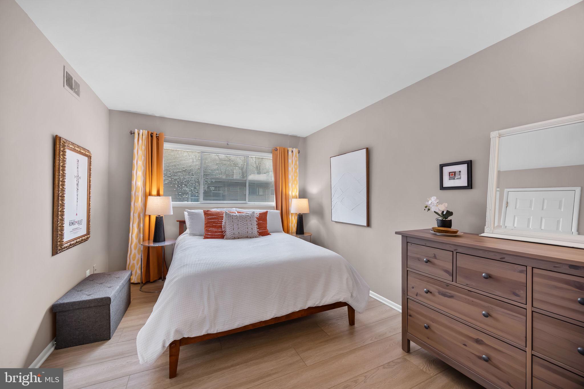 FAIRFAX HERITAGE - Residential