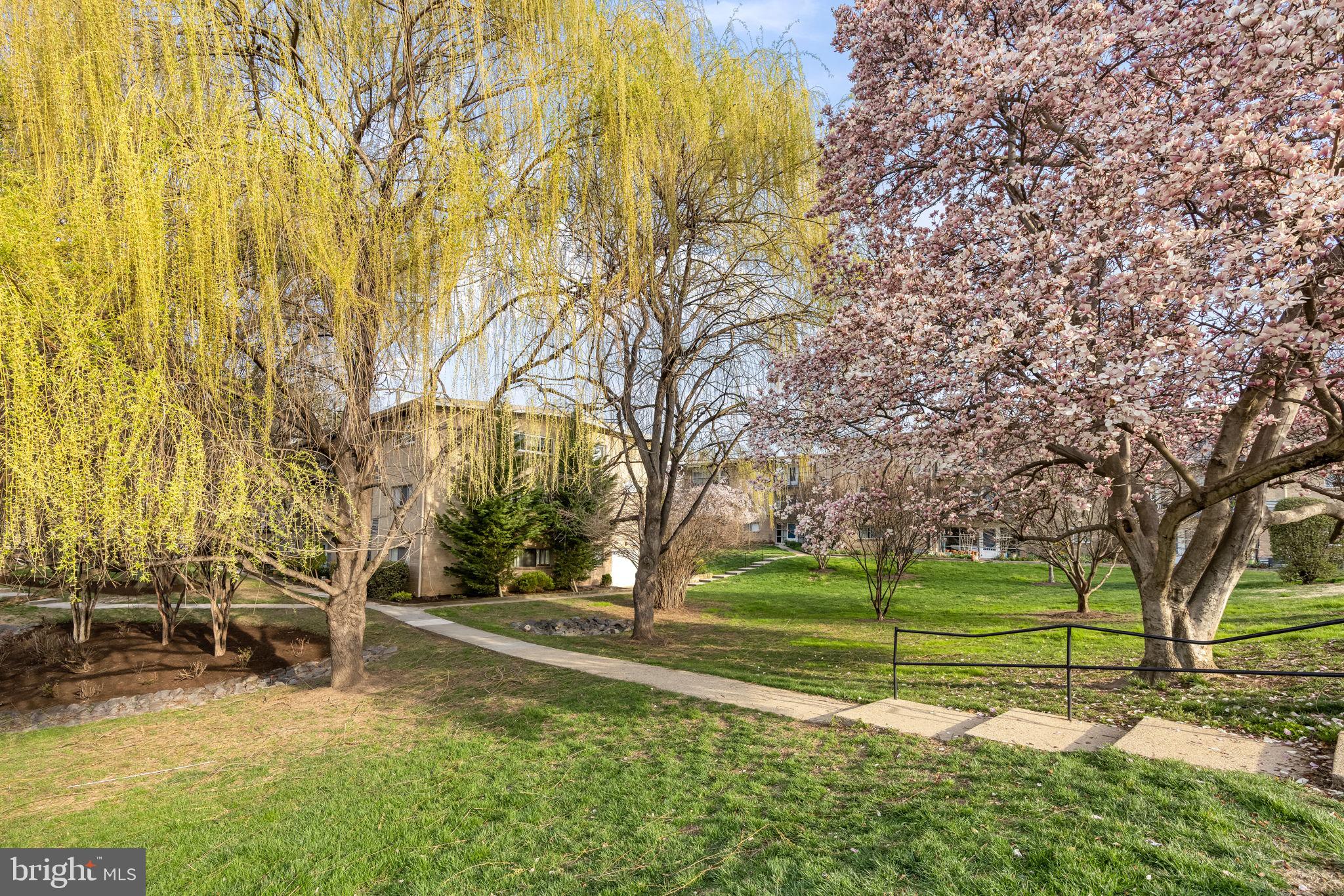 FAIRFAX HERITAGE - Residential