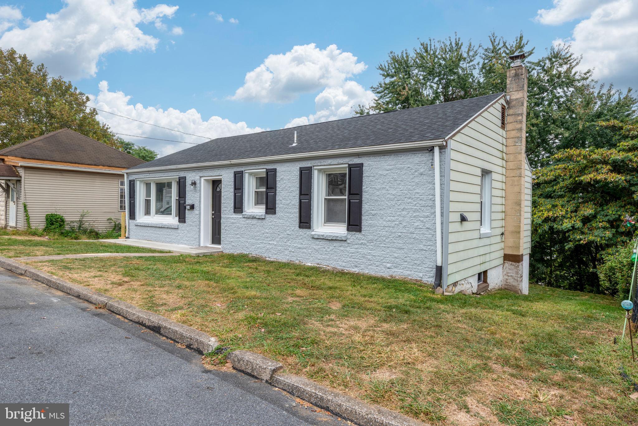 COTTAGE HILL - Residential